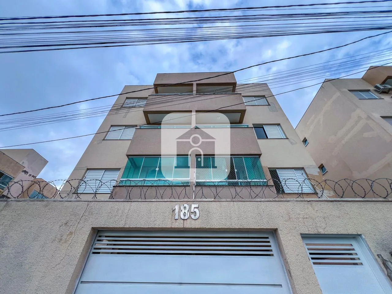 Alugar Apartamento / Padr&atilde;o em Uberl&acirc;ndia R$ 2.500,00 - Foto 1