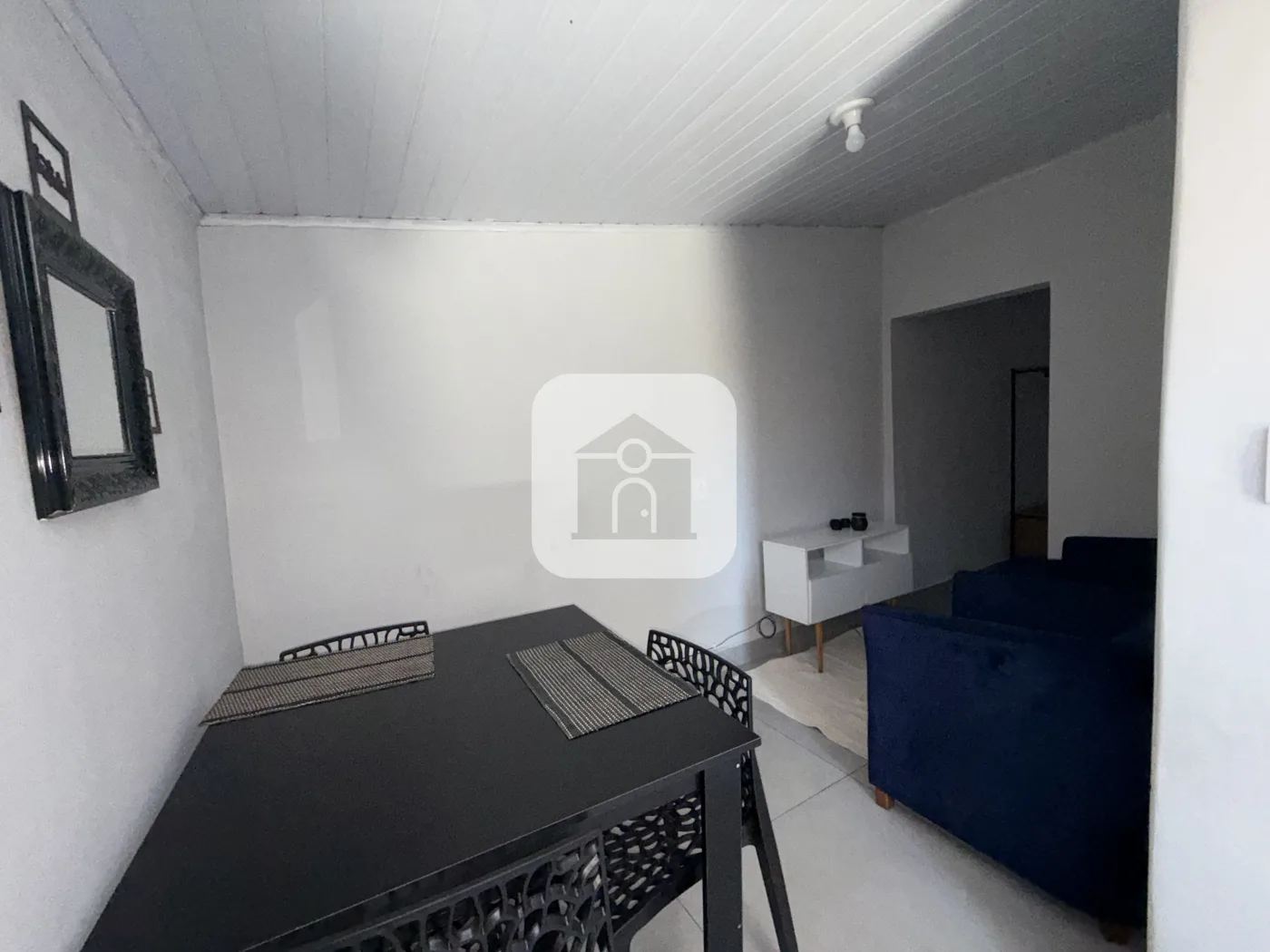 Alugar Casa / Padr&atilde;o em Uberl&acirc;ndia R$ 1.150,00 - Foto 2