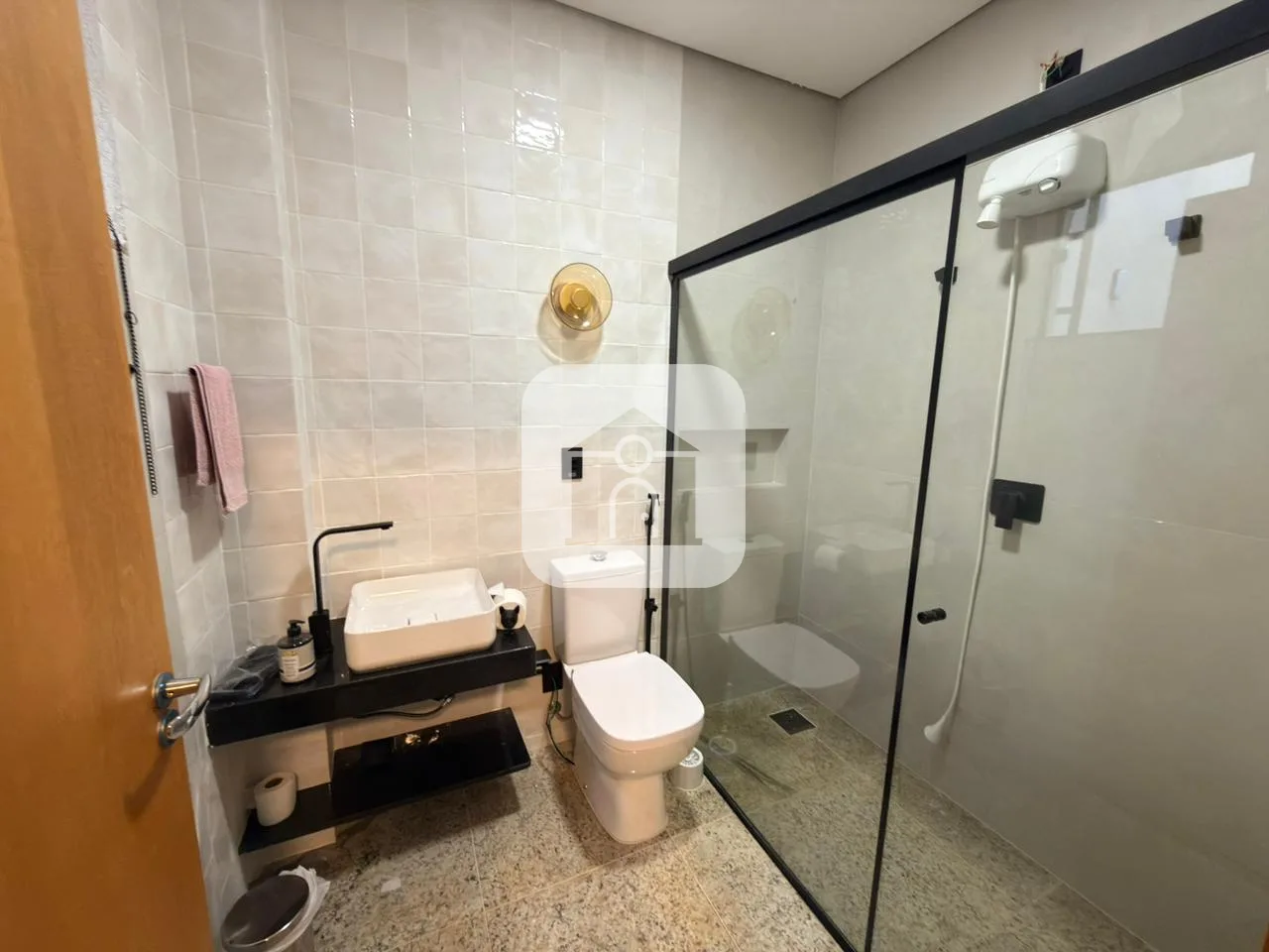 Alugar Casa / Sobrado em Uberl&acirc;ndia R$ 4.500,00 - Foto 14