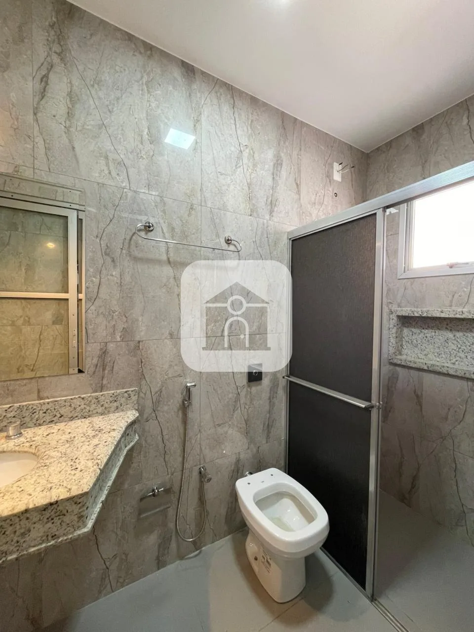 Alugar Casa / Padr&atilde;o em Uberl&acirc;ndia R$ 4.500,00 - Foto 24