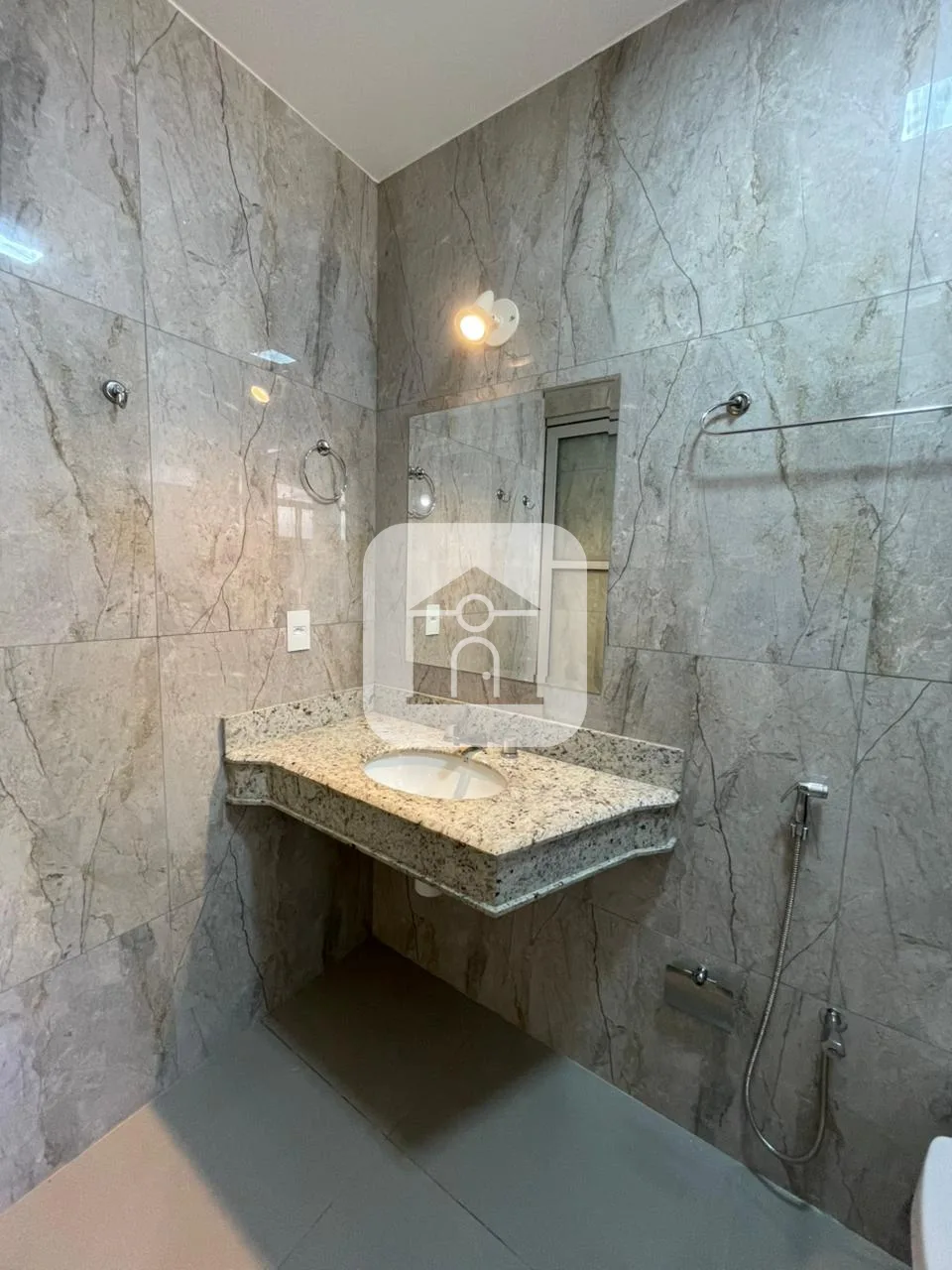 Alugar Casa / Padr&atilde;o em Uberl&acirc;ndia R$ 4.500,00 - Foto 23