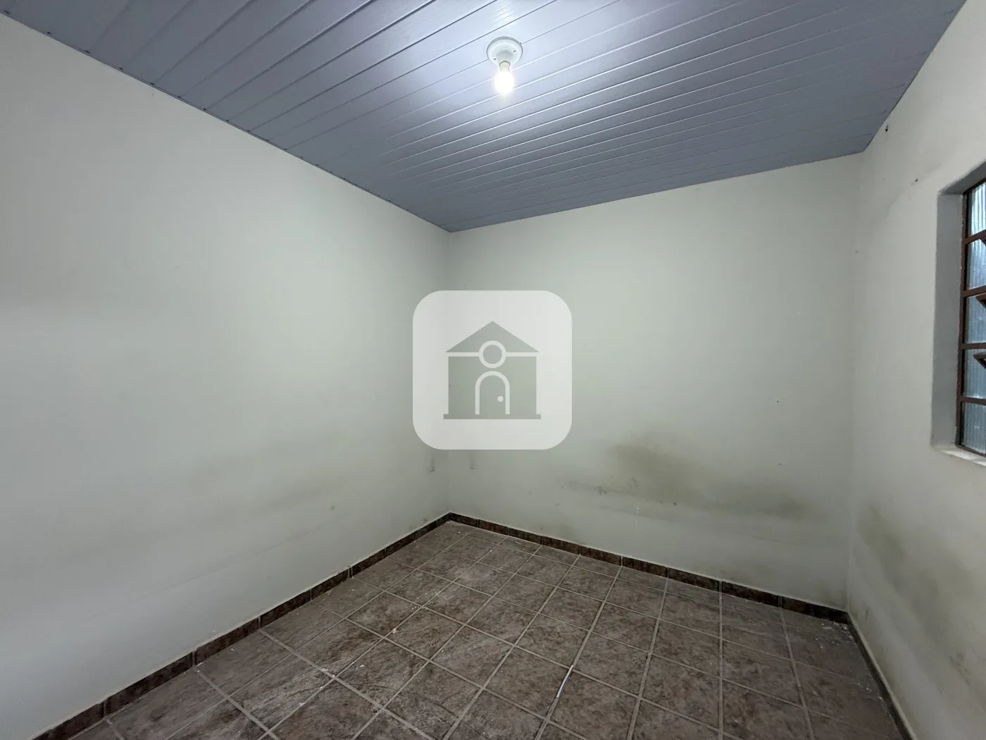 Alugar Casa / Padr&atilde;o em Uberl&acirc;ndia R$ 1.100,00 - Foto 5