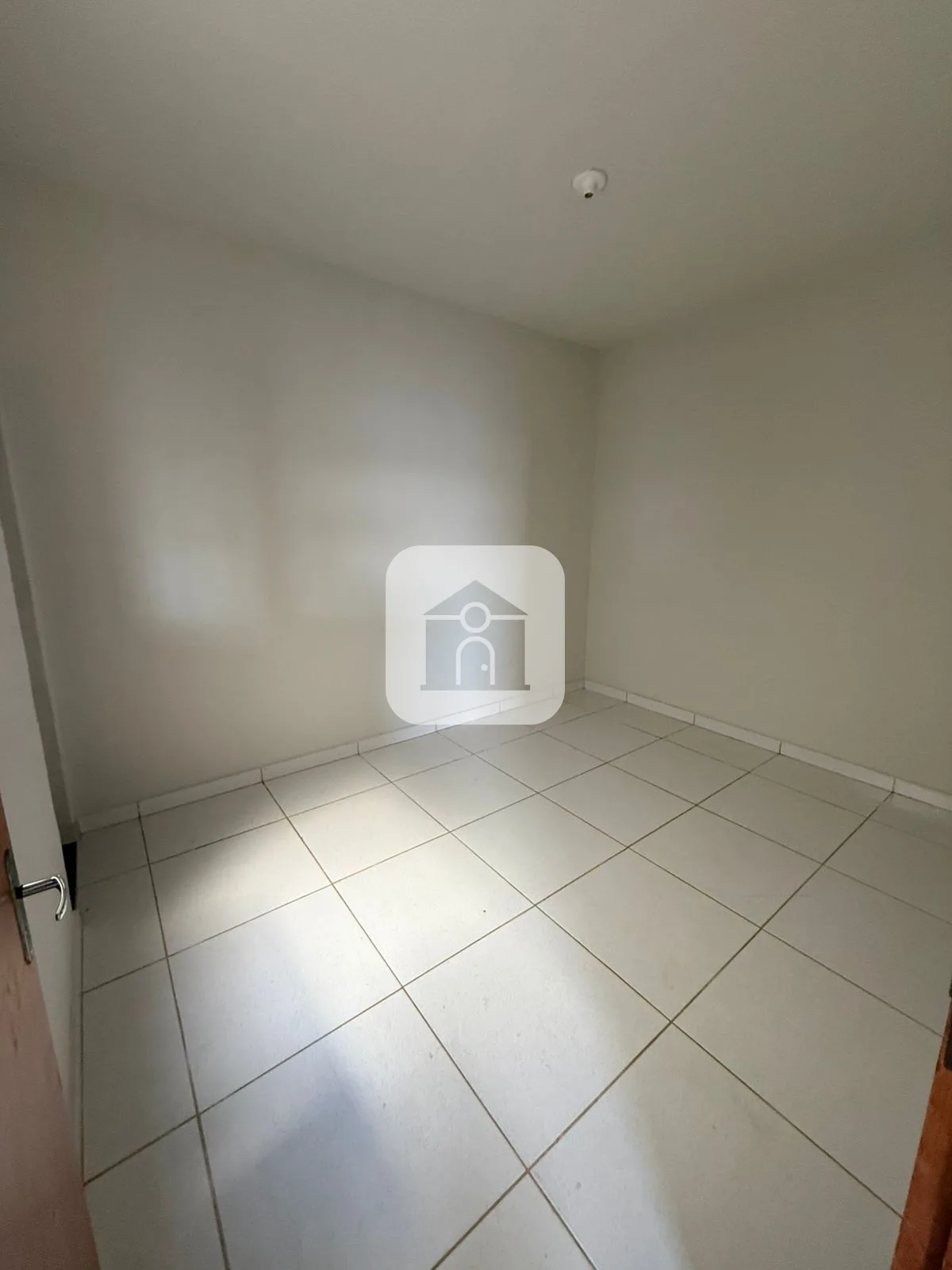 Alugar Casa / Padr&atilde;o em Araguari R$ 1.300,00 - Foto 7