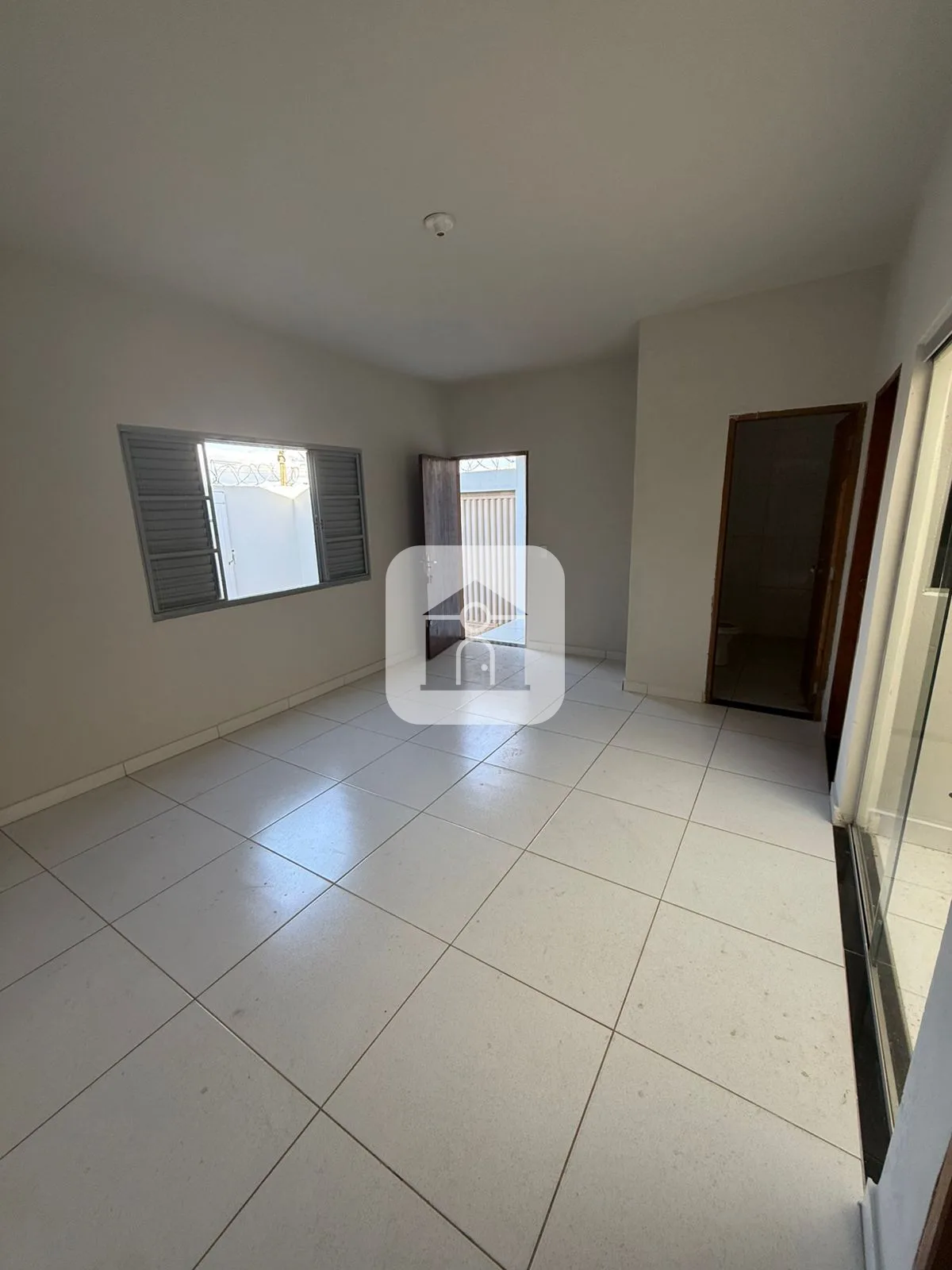 Alugar Casa / Padr&atilde;o em Araguari R$ 1.300,00 - Foto 10