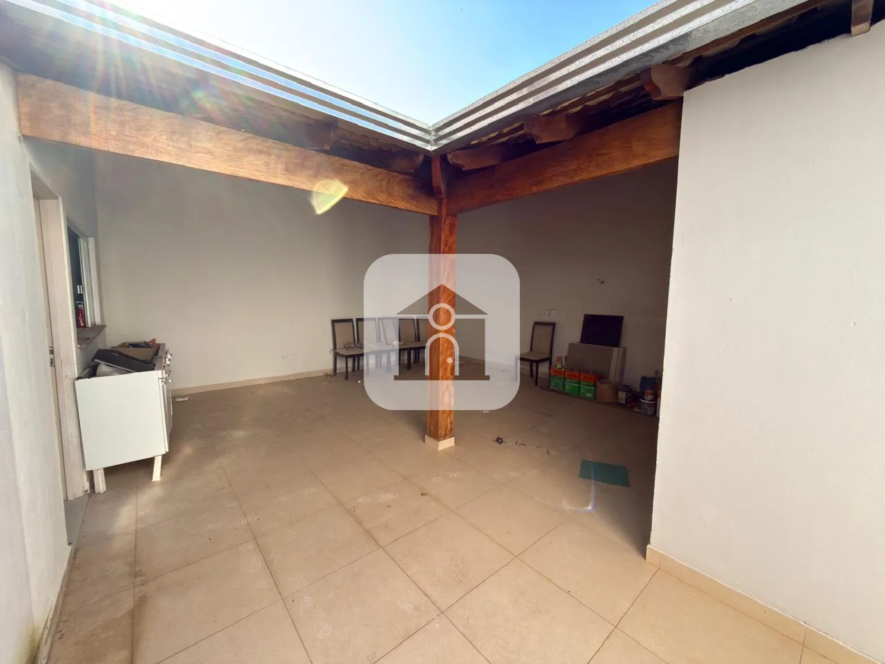 Alugar Casa / Padr&atilde;o em Uberl&acirc;ndia R$ 1.700,00 - Foto 3