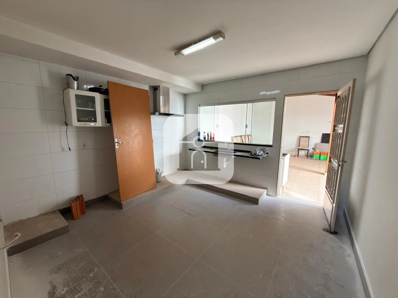 Alugar Casa / Padr&atilde;o em Uberl&acirc;ndia R$ 1.700,00 - Foto 4