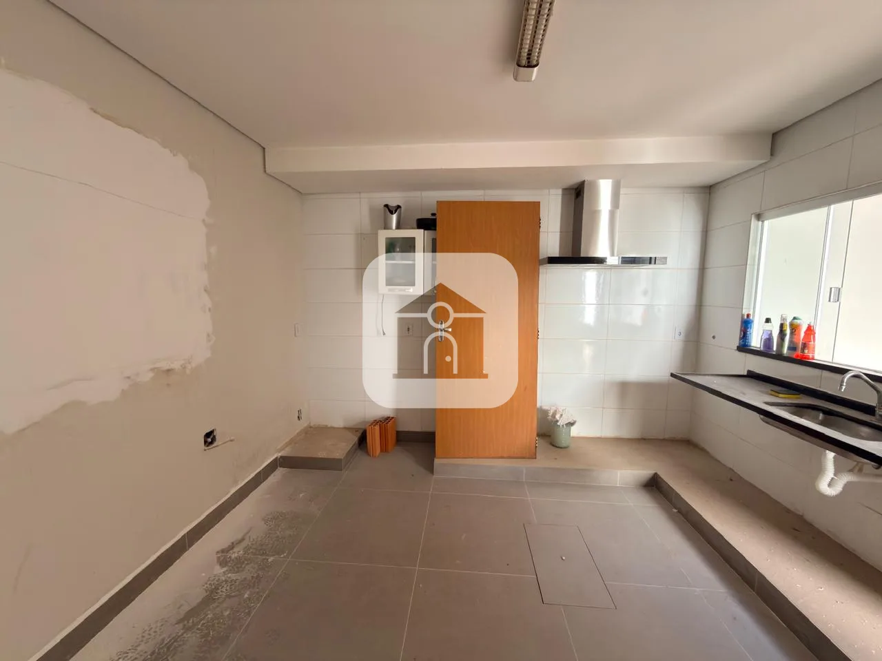 Alugar Casa / Padr&atilde;o em Uberl&acirc;ndia R$ 1.700,00 - Foto 9