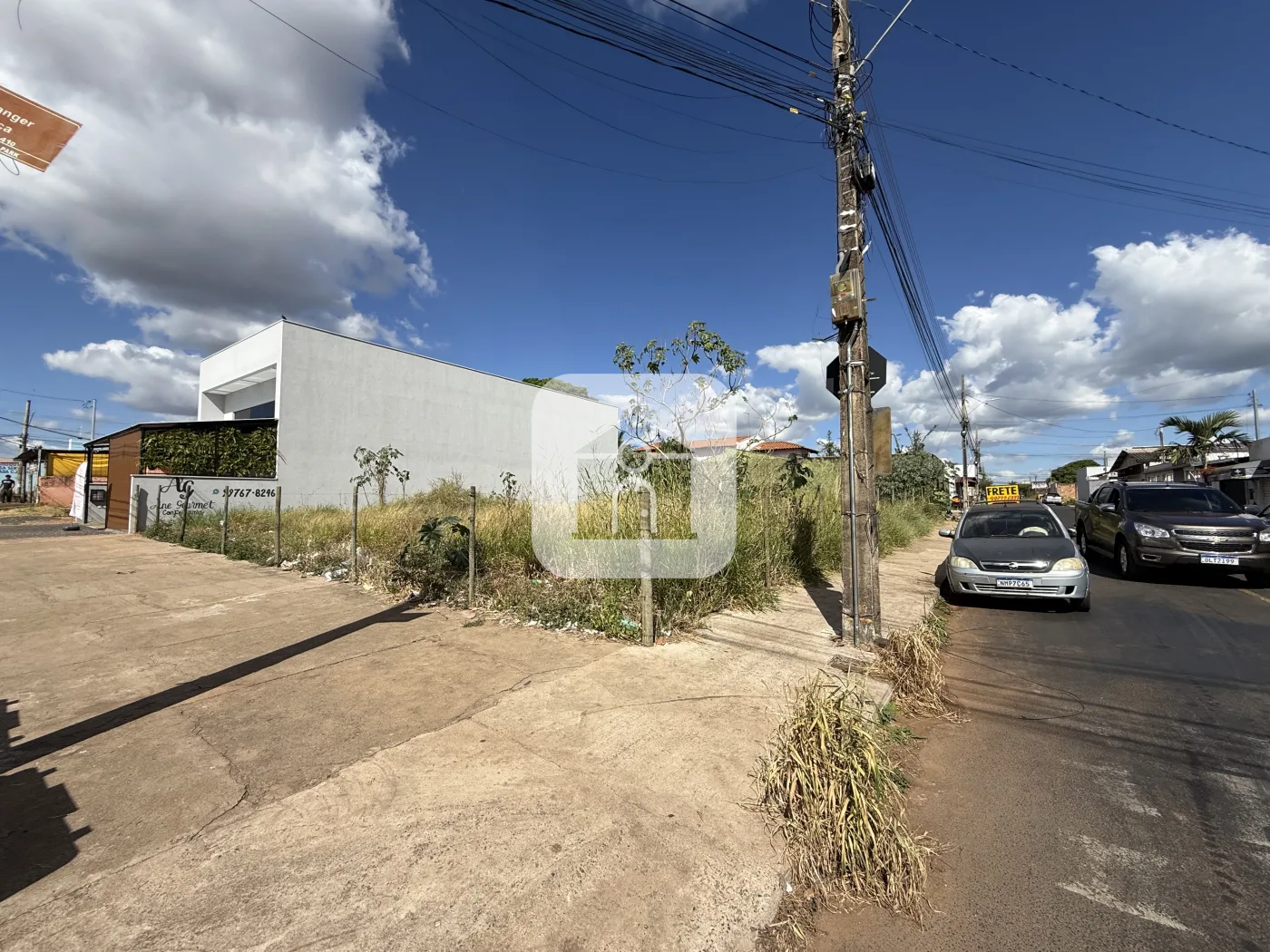 Alugar Terreno / Padr&atilde;o em Uberl&acirc;ndia R$ 2.500,00 - Foto 2