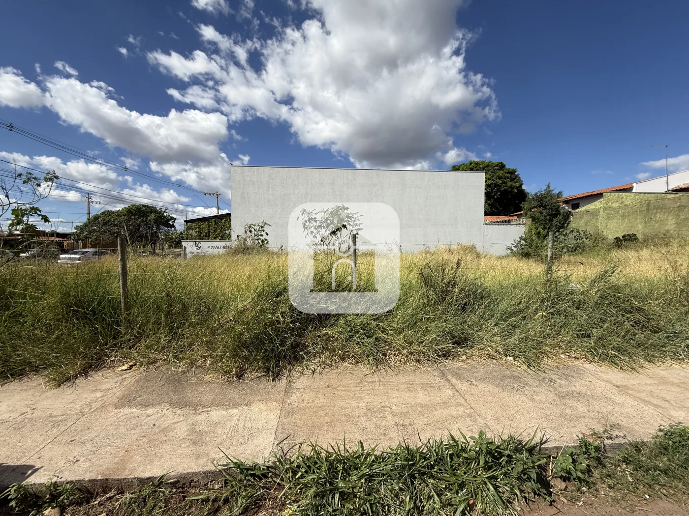 Alugar Terreno / Padr&atilde;o em Uberl&acirc;ndia R$ 2.500,00 - Foto 6