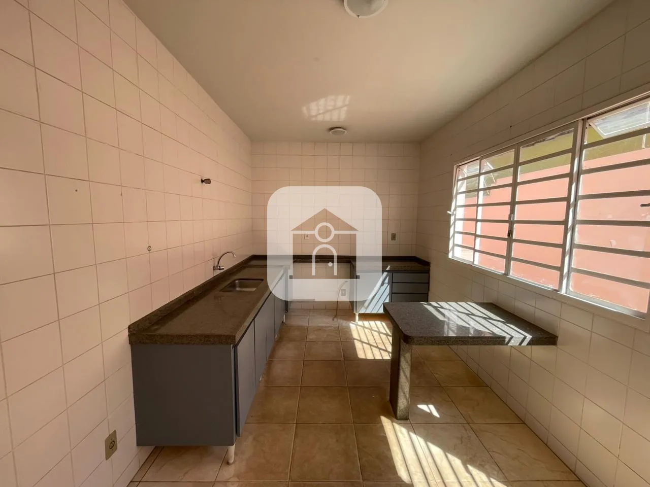 Alugar Casa / Padr&atilde;o em Uberl&acirc;ndia R$ 2.700,00 - Foto 5