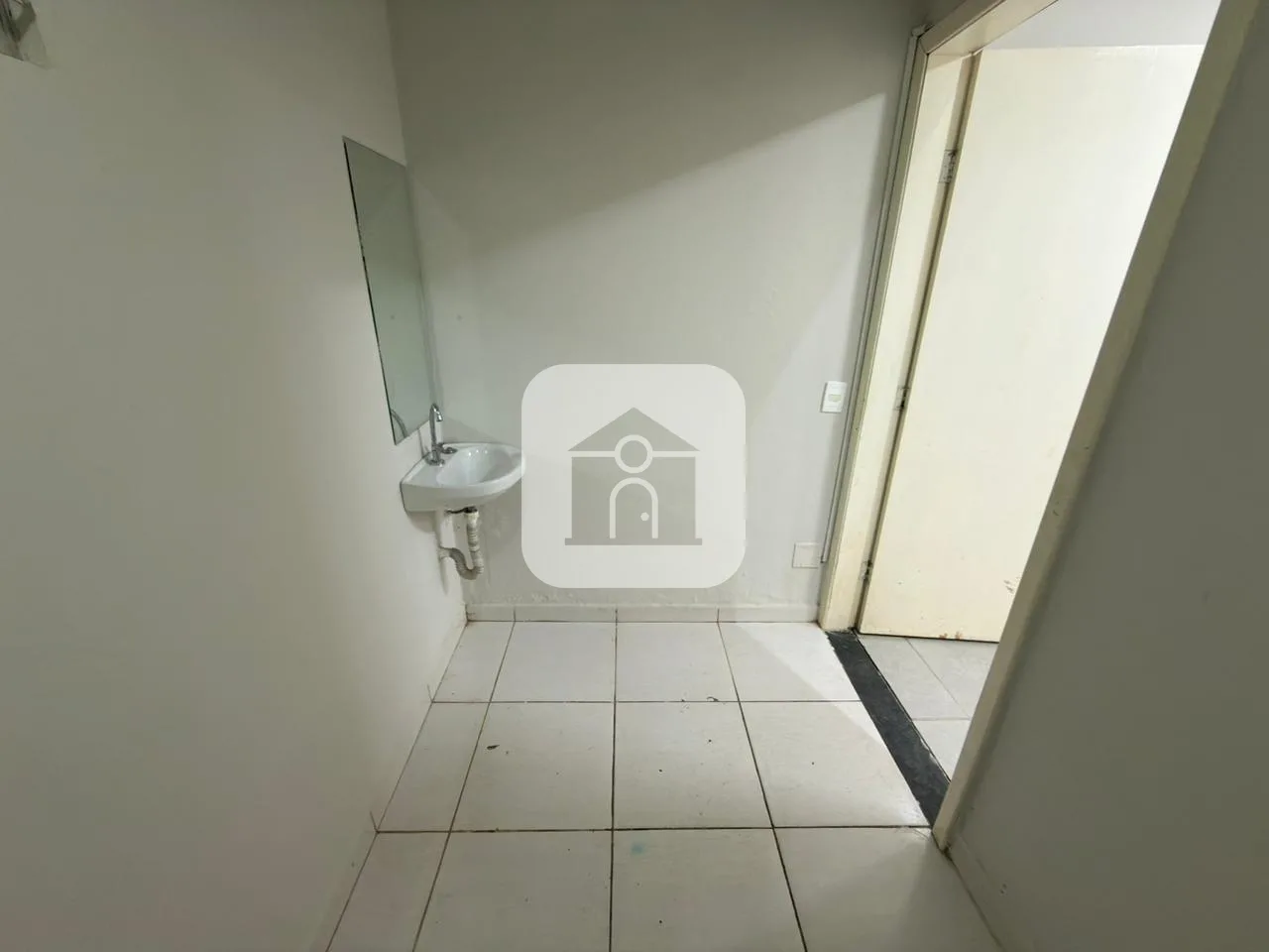 Alugar Comercial / Loja em Uberl&acirc;ndia R$ 5.900,00 - Foto 10