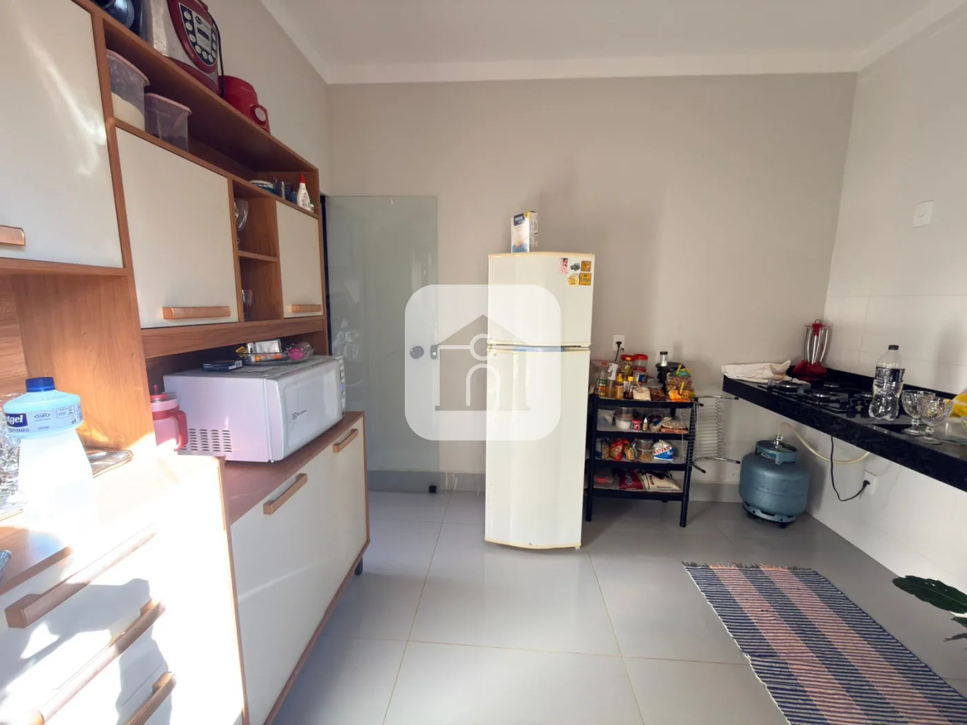 Alugar Casa / Padr&atilde;o em Uberl&acirc;ndia R$ 1.700,00 - Foto 3