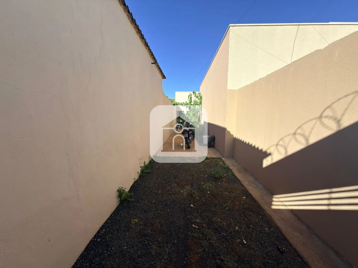 Alugar Casa / Padr&atilde;o em Uberl&acirc;ndia R$ 1.700,00 - Foto 5