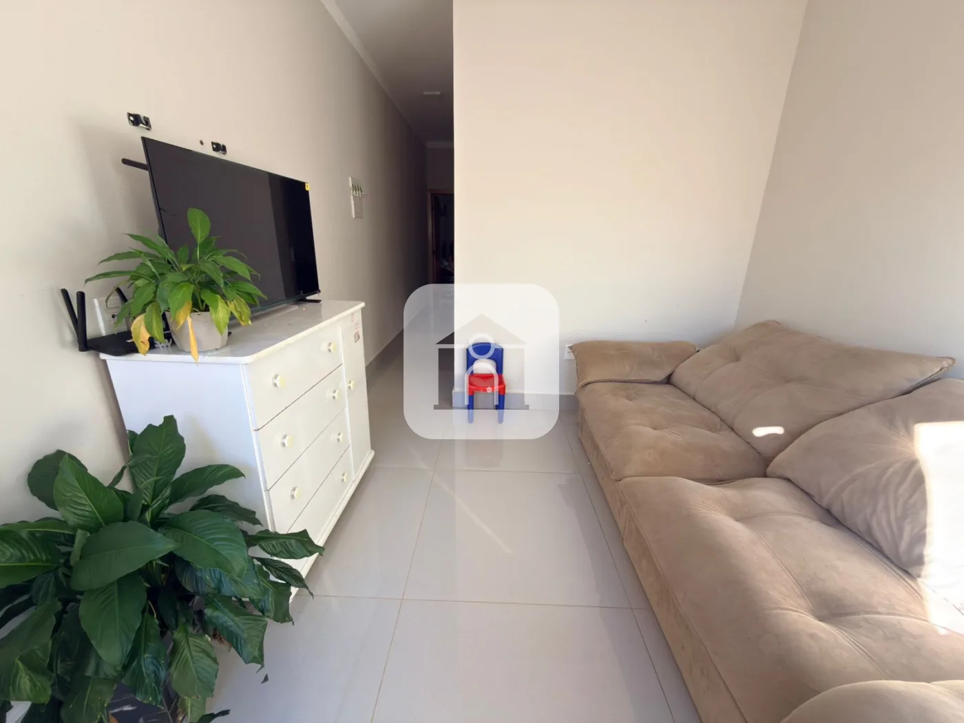 Alugar Casa / Padr&atilde;o em Uberl&acirc;ndia R$ 1.700,00 - Foto 1
