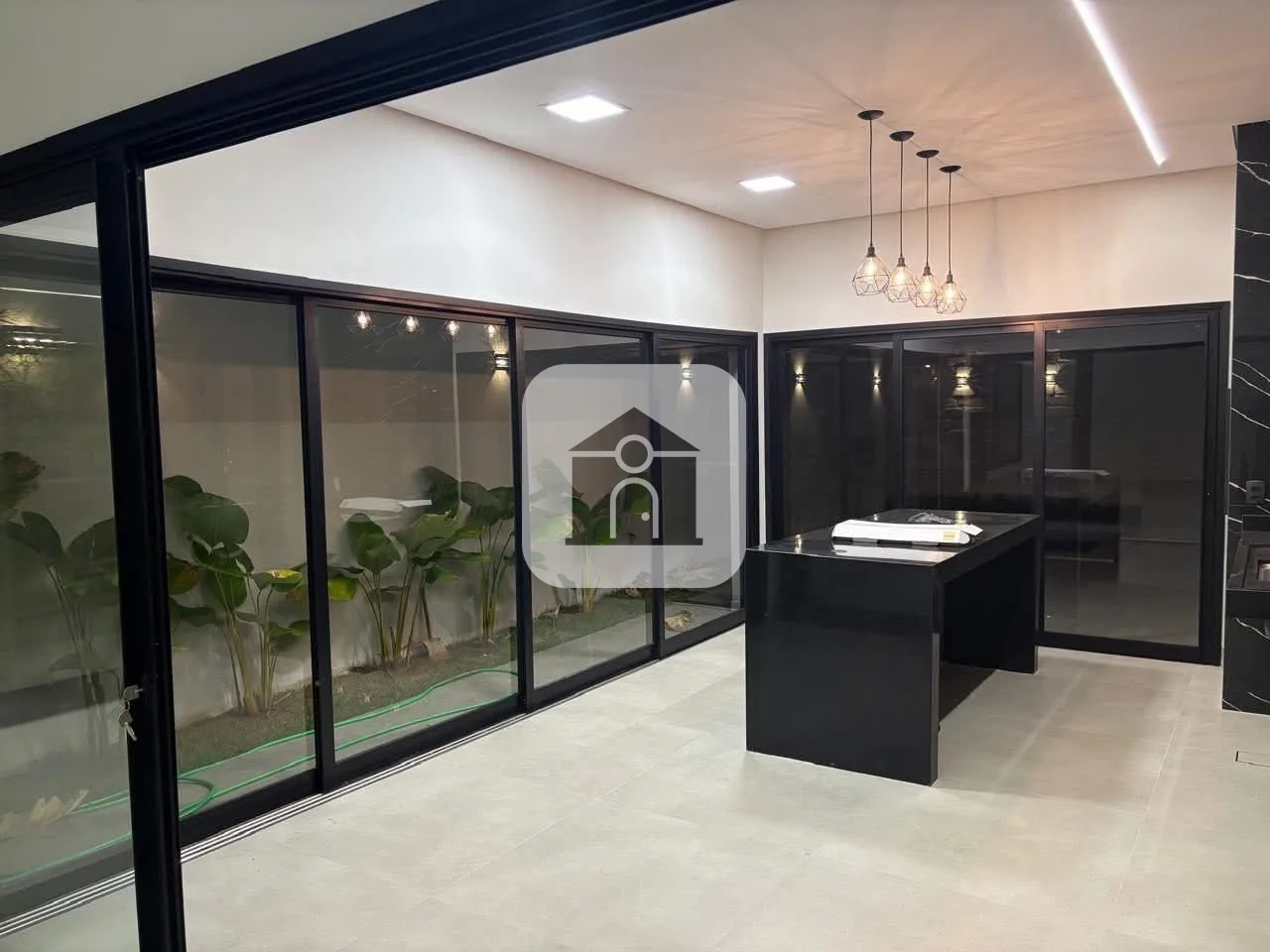 Comprar Casa / Condom&iacute;nio ou Loteamento Fechado em Uberlandia R$ 2.150.000,00 - Foto 4