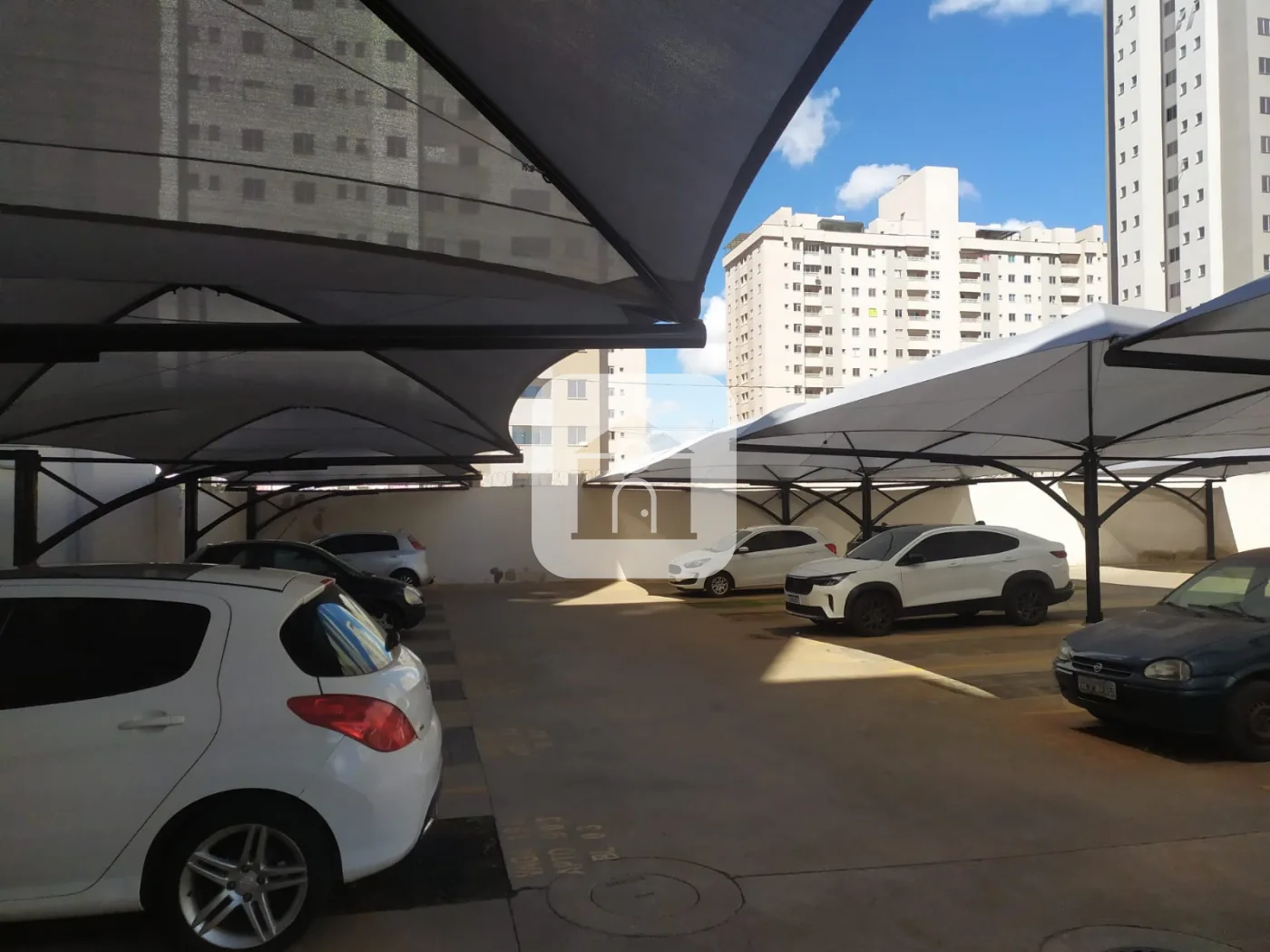 Alugar Apartamento / Padr&atilde;o em Uberl&acirc;ndia R$ 1.600,00 - Foto 14