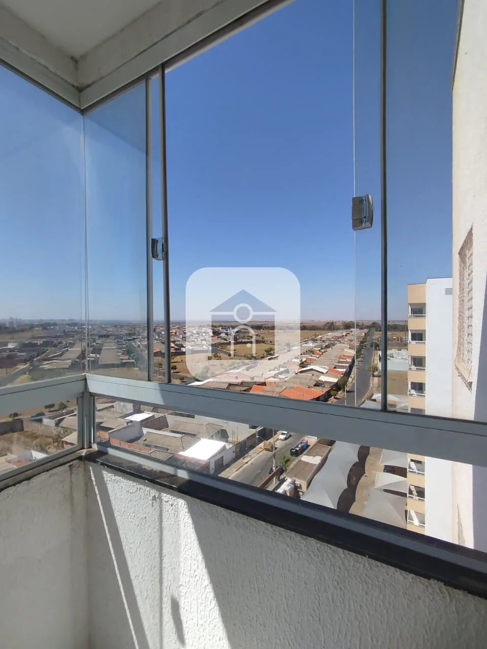 Comprar Apartamento / Padr&atilde;o em Uberl&acirc;ndia R$ 250.000,00 - Foto 6