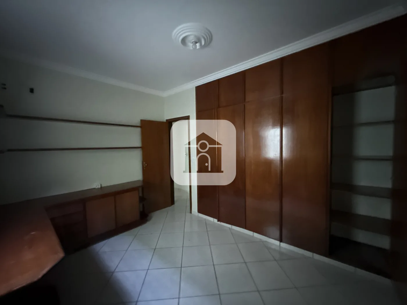 Alugar Casa / Padr&atilde;o em Uberl&acirc;ndia R$ 3.000,00 - Foto 10