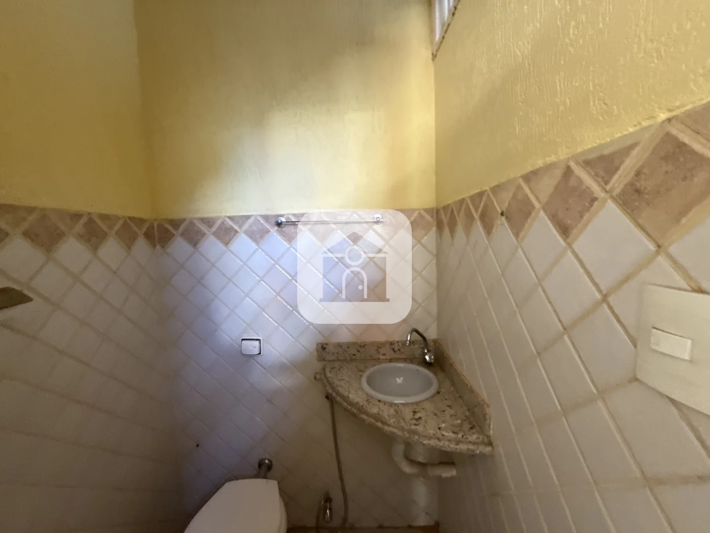 Alugar Casa / Padr&atilde;o em Uberl&acirc;ndia R$ 3.000,00 - Foto 14