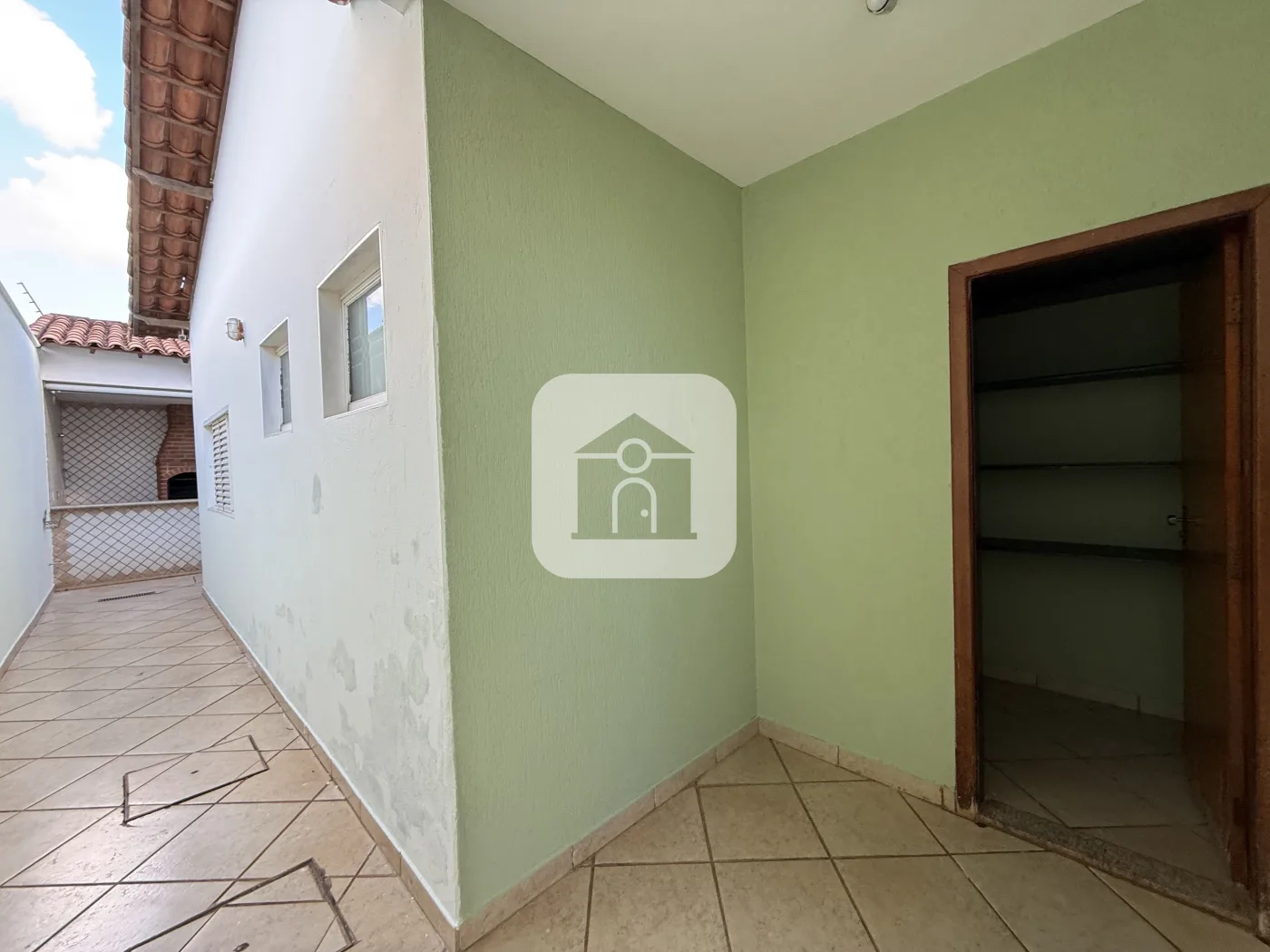 Alugar Casa / Padr&atilde;o em Uberl&acirc;ndia R$ 3.000,00 - Foto 18