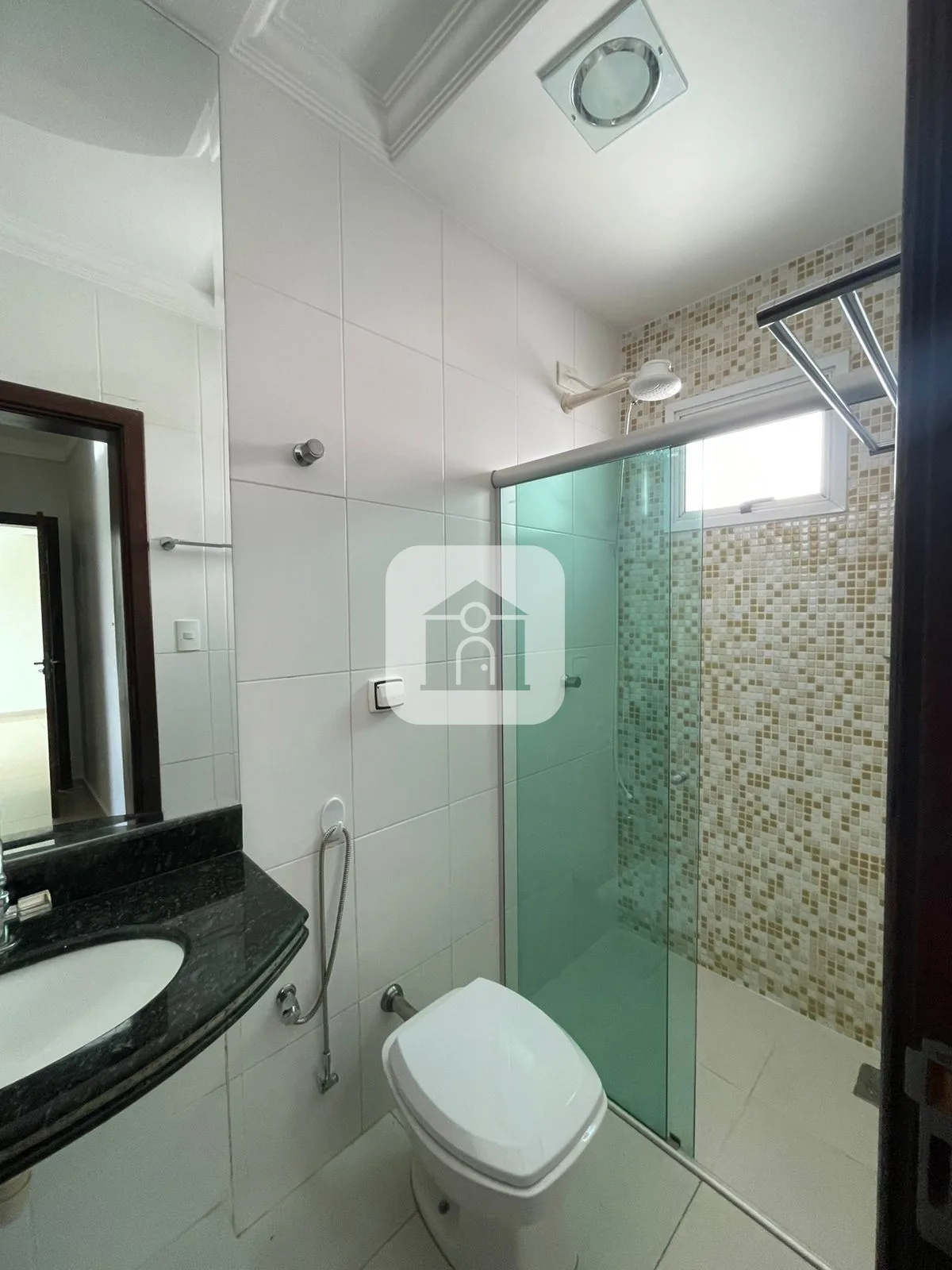Alugar Apartamento / Padr&atilde;o em Uberl&acirc;ndia R$ 3.000,00 - Foto 14