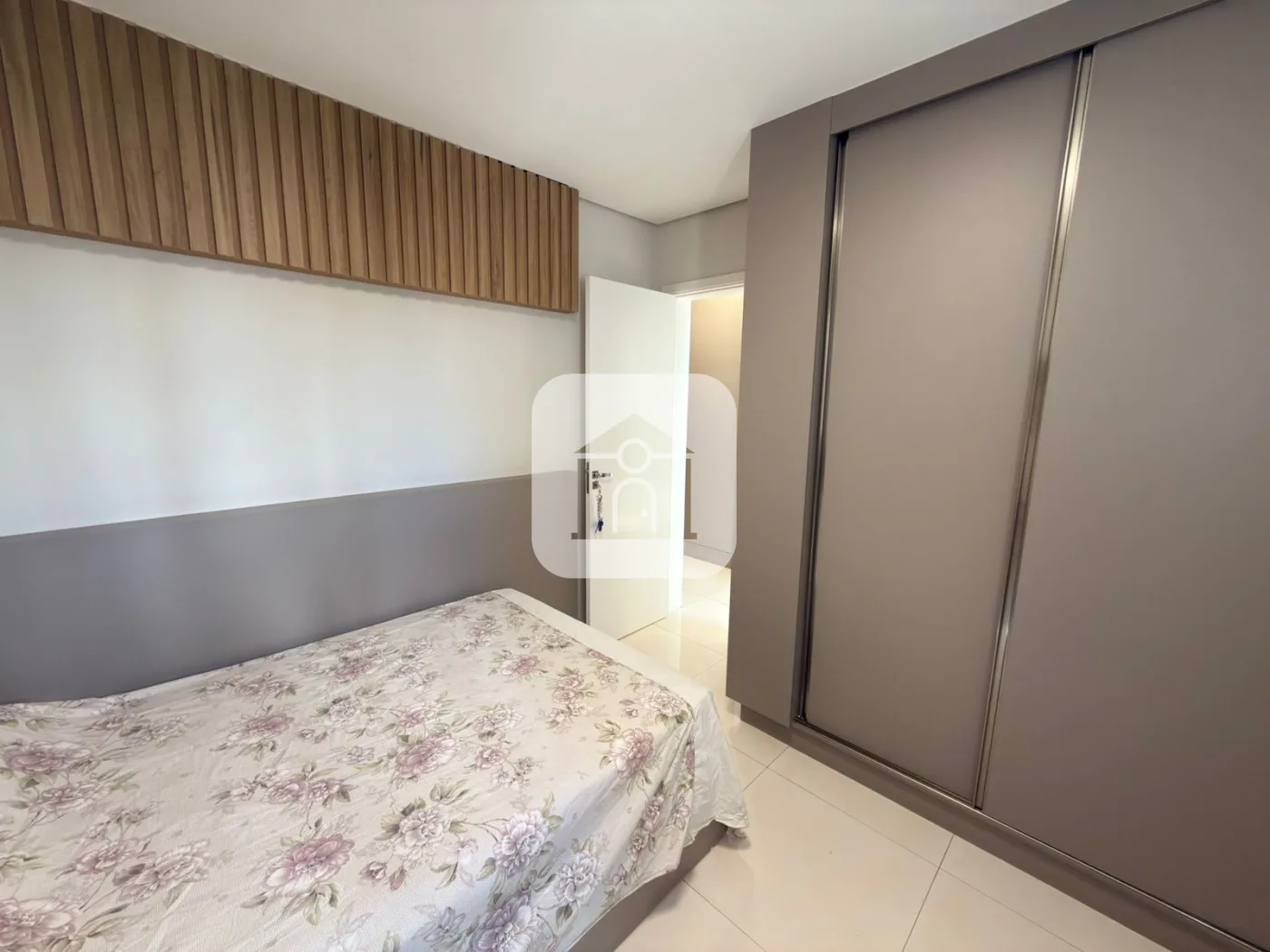 Alugar Apartamento / Padr&atilde;o em Uberl&acirc;ndia R$ 3.500,00 - Foto 14