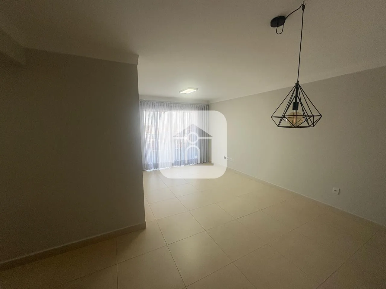 Alugar Apartamento / Padr&atilde;o em Uberl&acirc;ndia R$ 2.600,00 - Foto 3