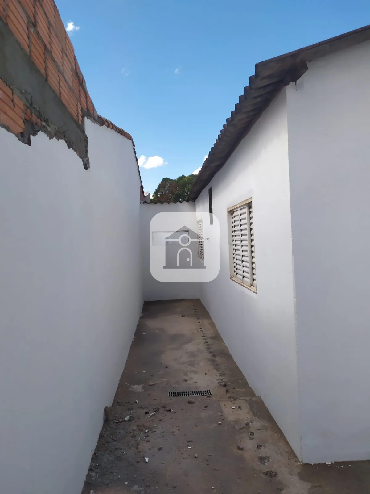 Alugar Casa / Padr&atilde;o em Uberl&acirc;ndia R$ 2.000,00 - Foto 14