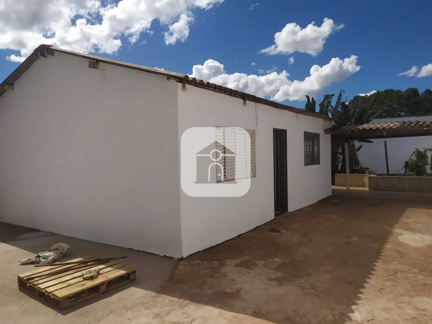 Alugar Casa / Padr&atilde;o em Uberl&acirc;ndia R$ 2.000,00 - Foto 2