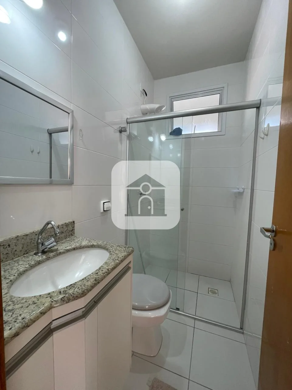Alugar Apartamento / Padr&atilde;o em Uberlandia R$ 1.800,00 - Foto 10
