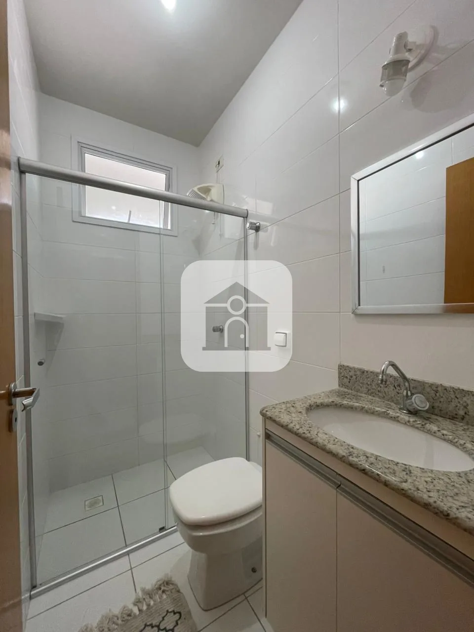 Alugar Apartamento / Padr&atilde;o em Uberlandia R$ 1.800,00 - Foto 9