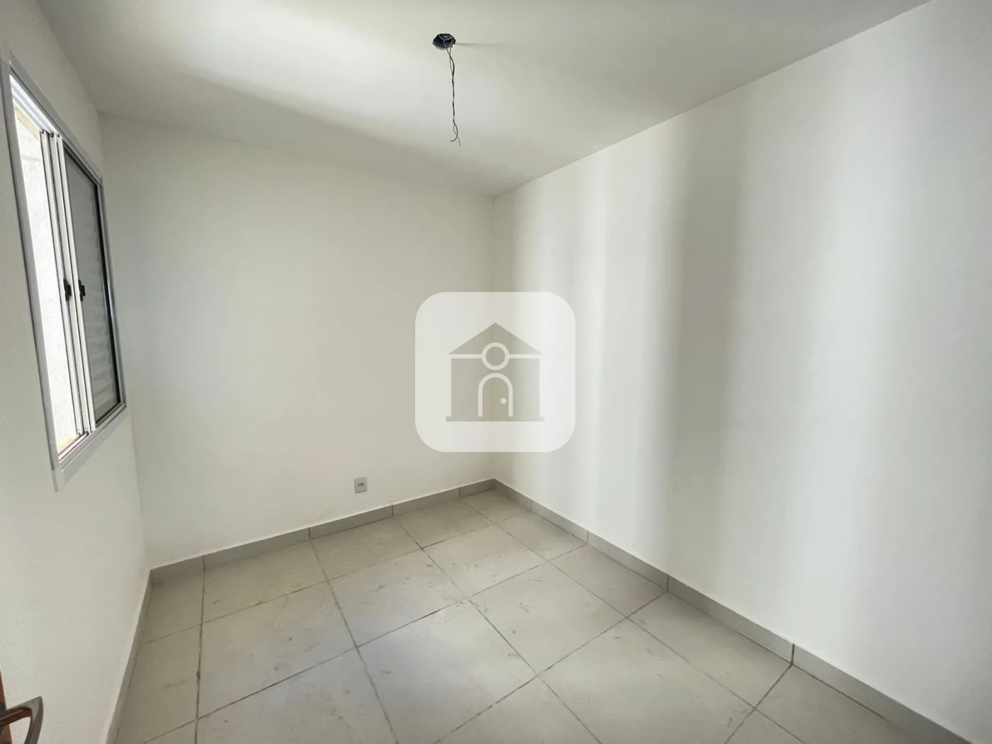 Alugar Apartamento / Padr&atilde;o em Uberl&acirc;ndia R$ 1.300,00 - Foto 6