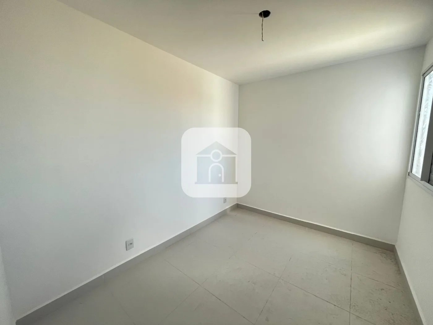 Alugar Apartamento / Padr&atilde;o em Uberl&acirc;ndia R$ 1.500,00 - Foto 4