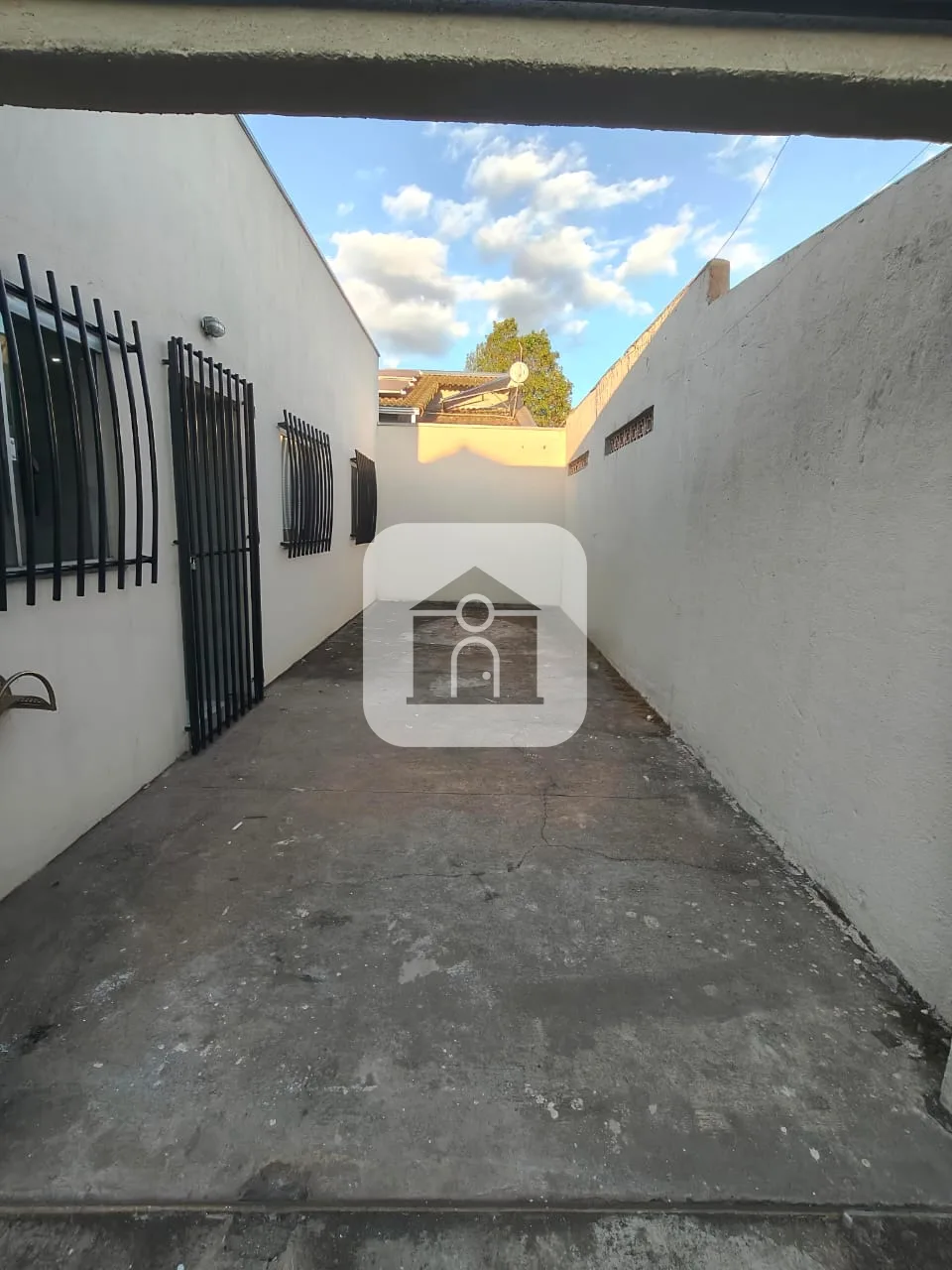 Comprar Casa / Geminada em Uberl&acirc;ndia R$ 395.000,00 - Foto 1