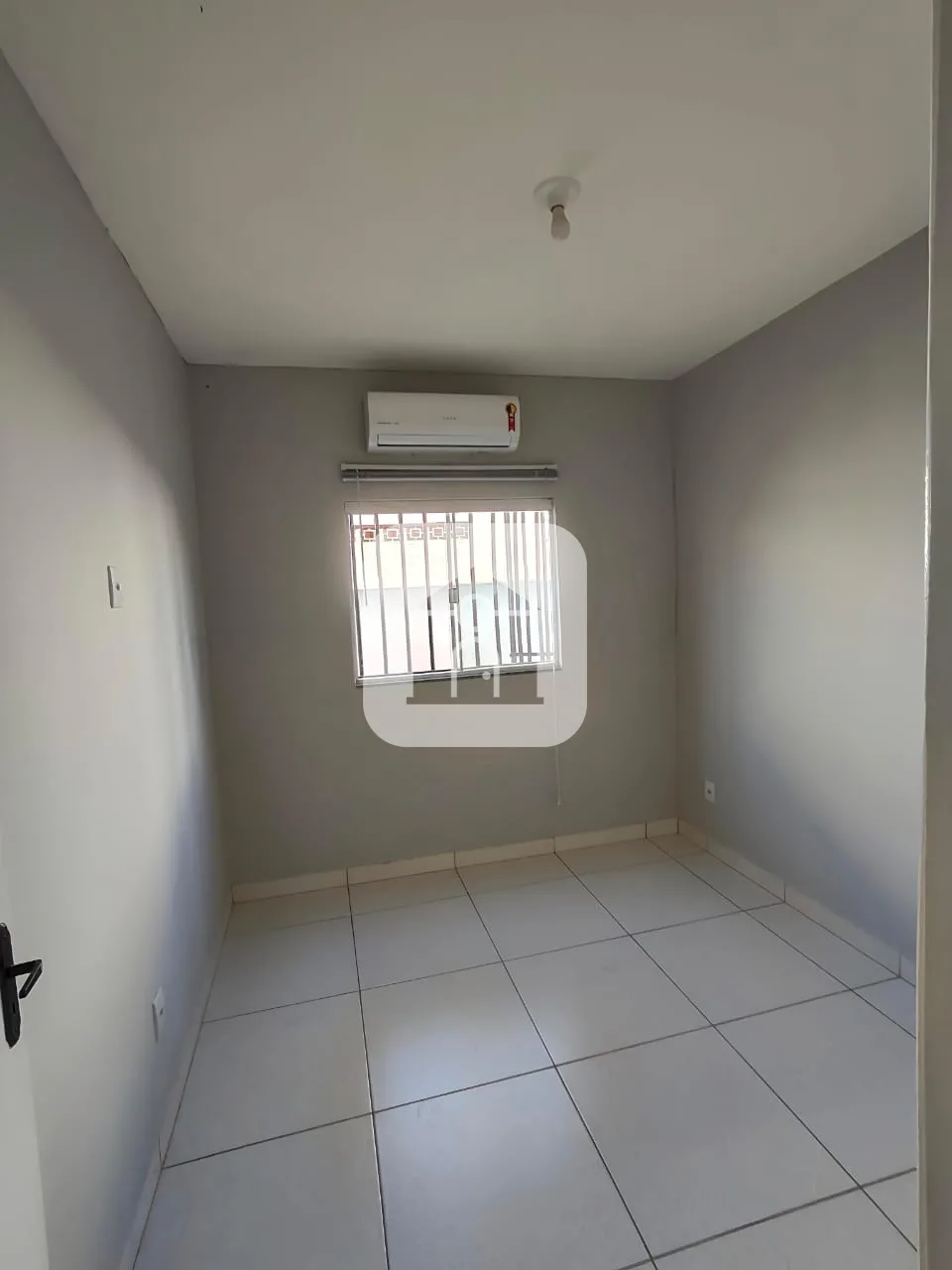 Comprar Casa / Geminada em Uberl&acirc;ndia R$ 395.000,00 - Foto 9