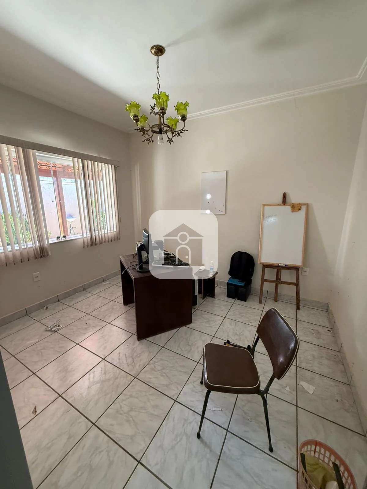 Alugar Casa / Padr&atilde;o em Araguari R$ 4.200,00 - Foto 4