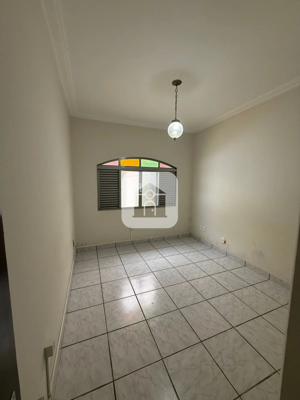 Alugar Casa / Padr&atilde;o em Araguari R$ 4.200,00 - Foto 18