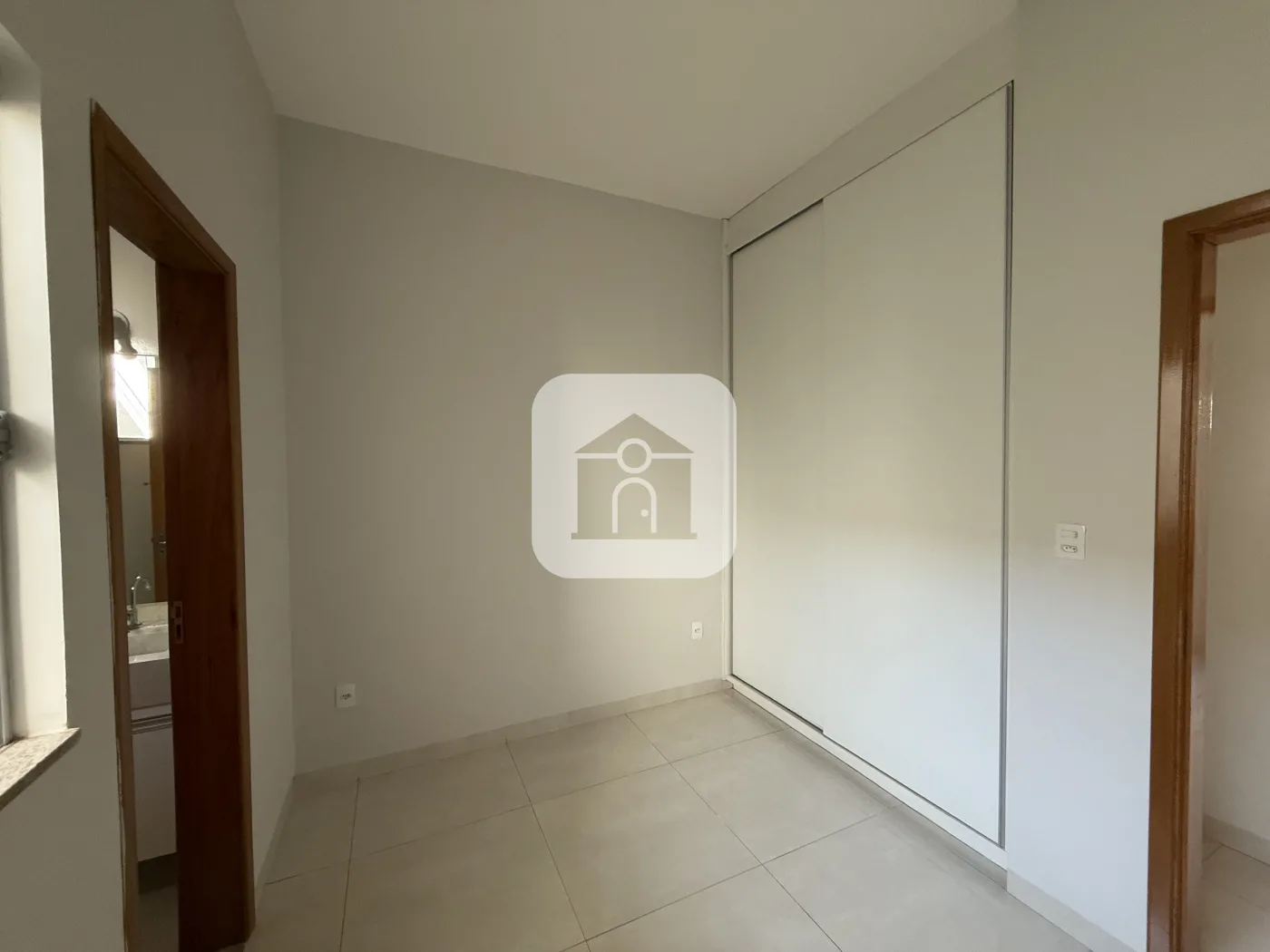 Alugar Casa / Padr&atilde;o em Uberl&acirc;ndia R$ 2.300,00 - Foto 13
