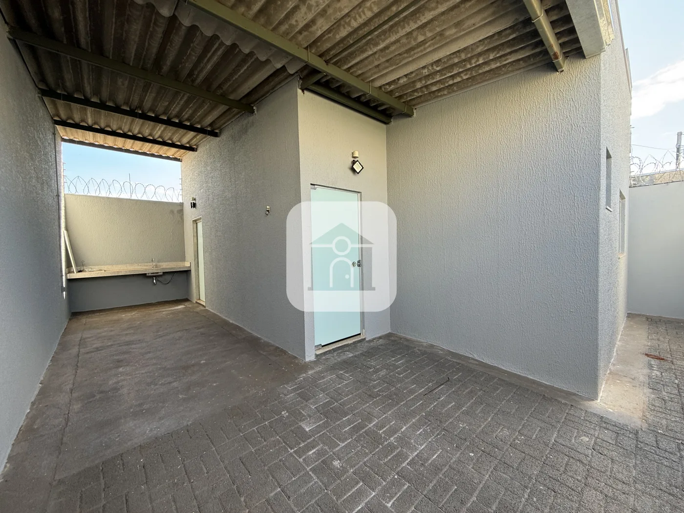 Alugar Casa / Padr&atilde;o em Uberl&acirc;ndia R$ 2.300,00 - Foto 3