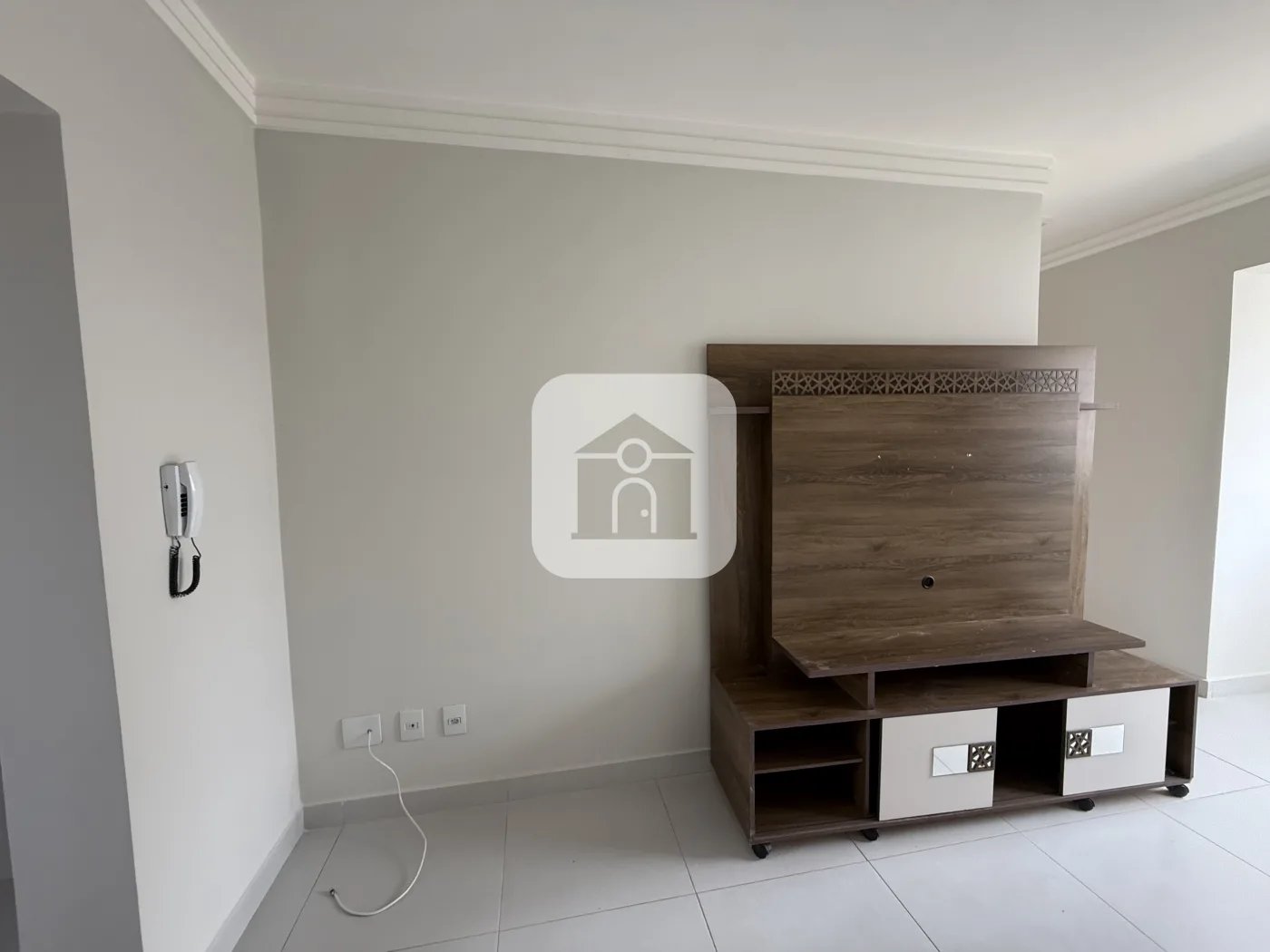Alugar Apartamento / Padr&atilde;o em Uberl&acirc;ndia R$ 1.500,00 - Foto 2