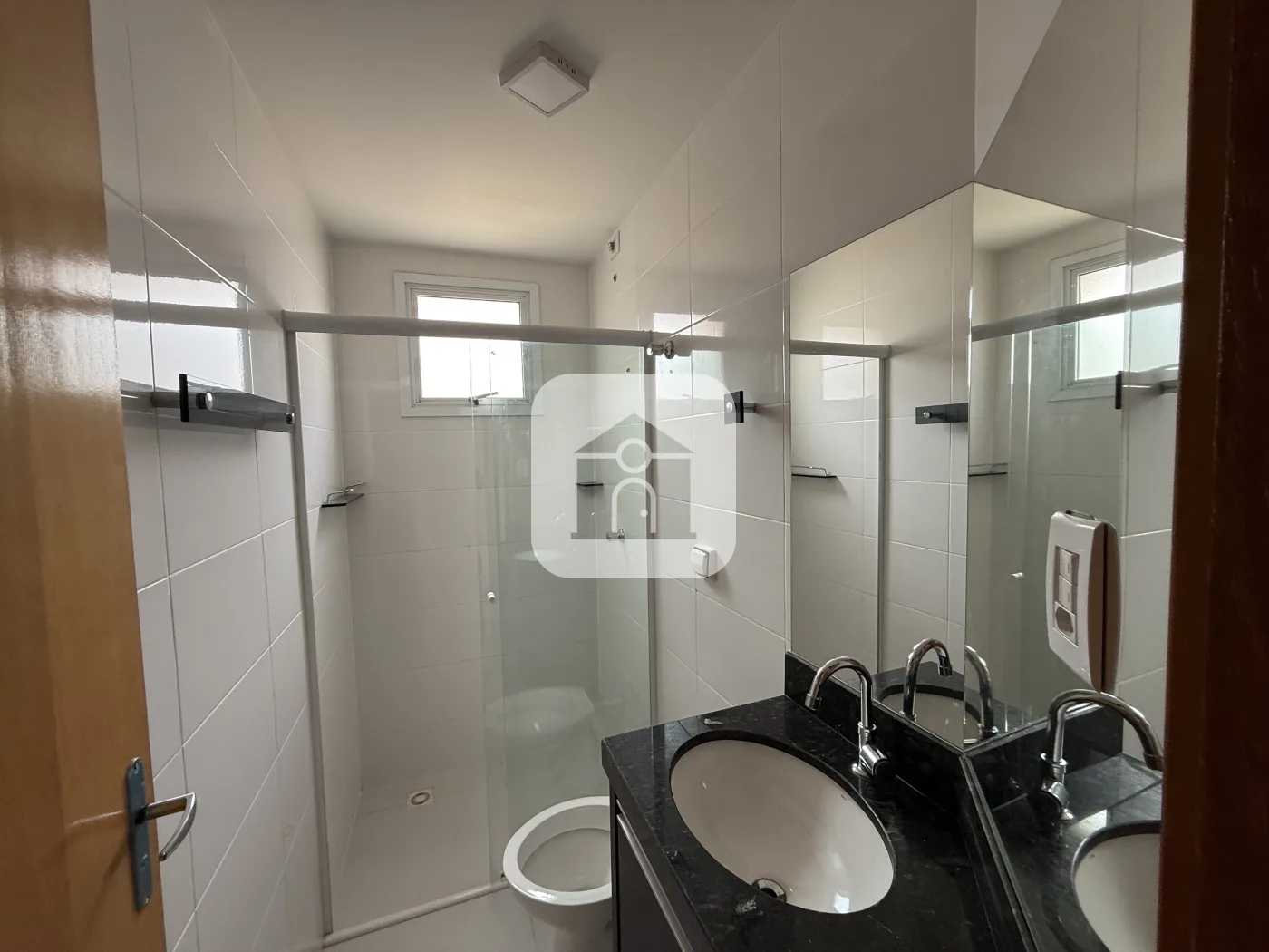 Alugar Apartamento / Padr&atilde;o em Uberl&acirc;ndia R$ 1.500,00 - Foto 10