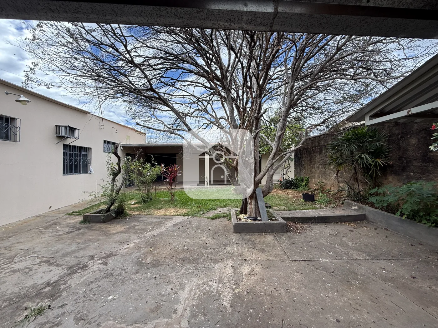 Alugar Casa / Padr&atilde;o em Uberl&acirc;ndia R$ 2.500,00 - Foto 18