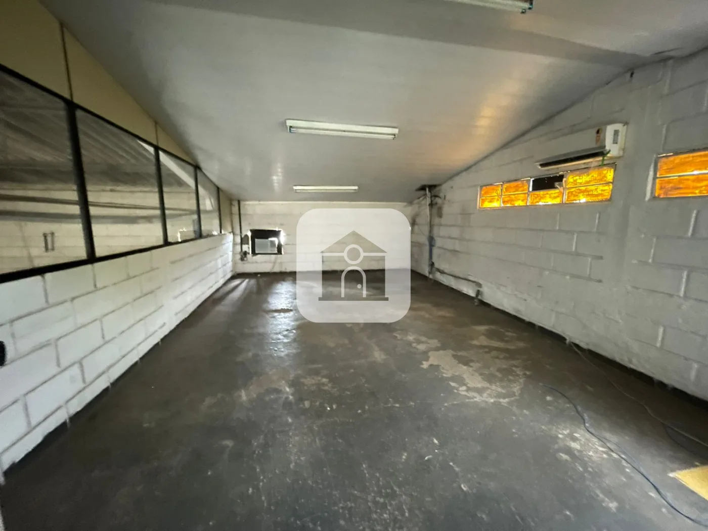Alugar Comercial / Galp&atilde;o em Uberl&acirc;ndia R$ 7.900,00 - Foto 10