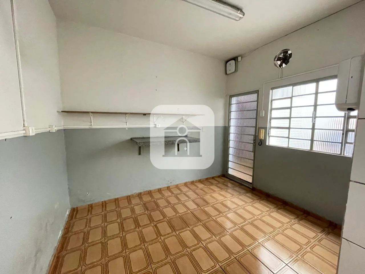 Alugar Comercial / Galp&atilde;o em Uberl&acirc;ndia R$ 4.500,00 - Foto 17