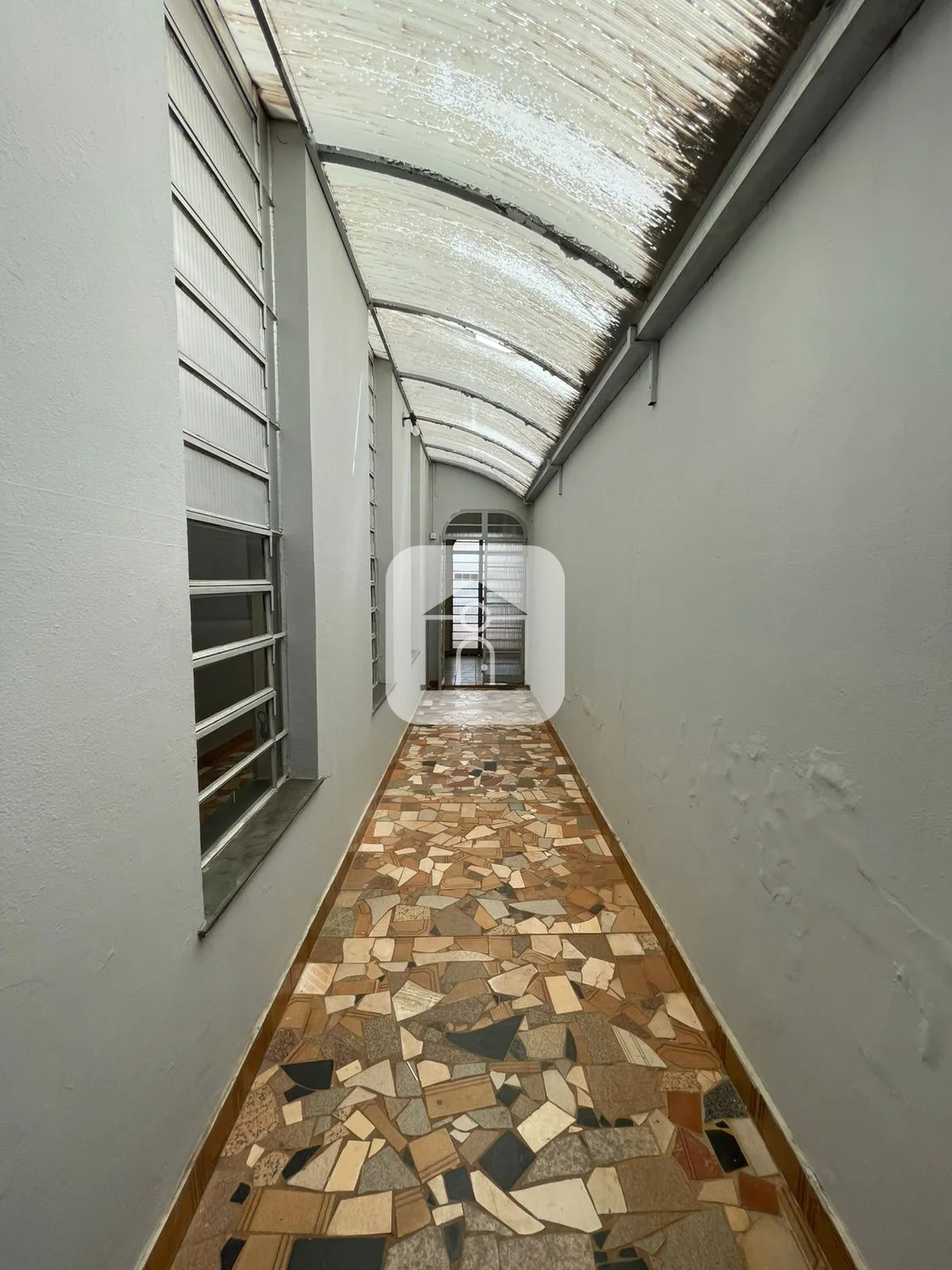 Alugar Comercial / Galp&atilde;o em Uberl&acirc;ndia R$ 4.500,00 - Foto 20