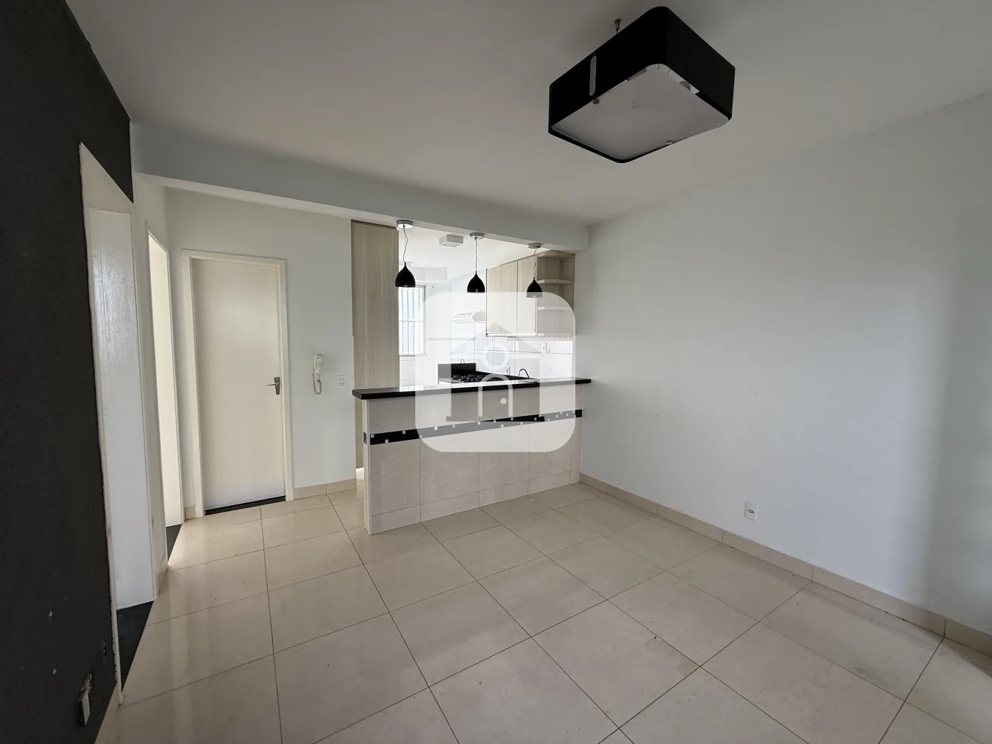 Alugar Apartamento / Padr&atilde;o em Uberlandia R$ 1.100,00 - Foto 3