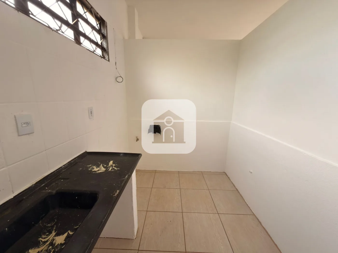 Alugar Comercial / C&ocirc;modo em Uberl&acirc;ndia R$ 1.500,00 - Foto 5