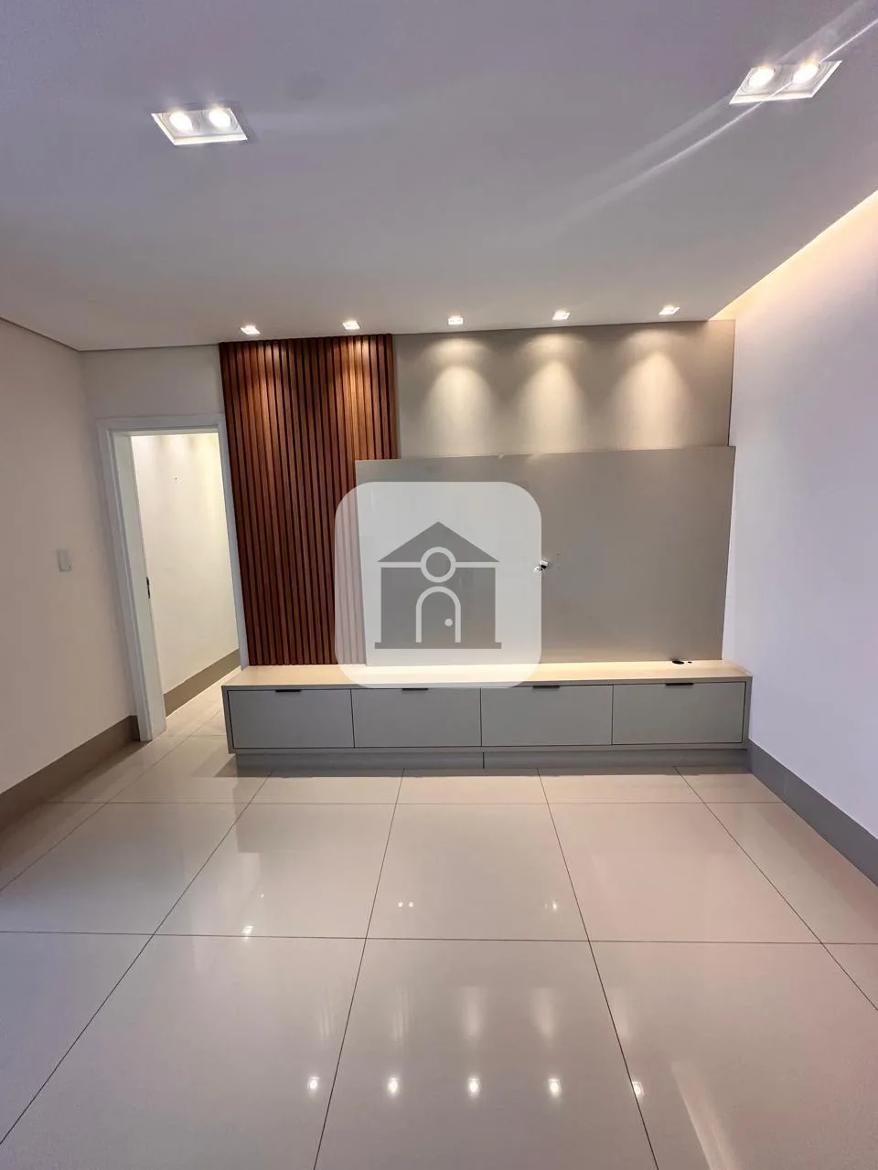 Alugar Apartamento / Padr&atilde;o em Uberl&acirc;ndia R$ 4.500,00 - Foto 1