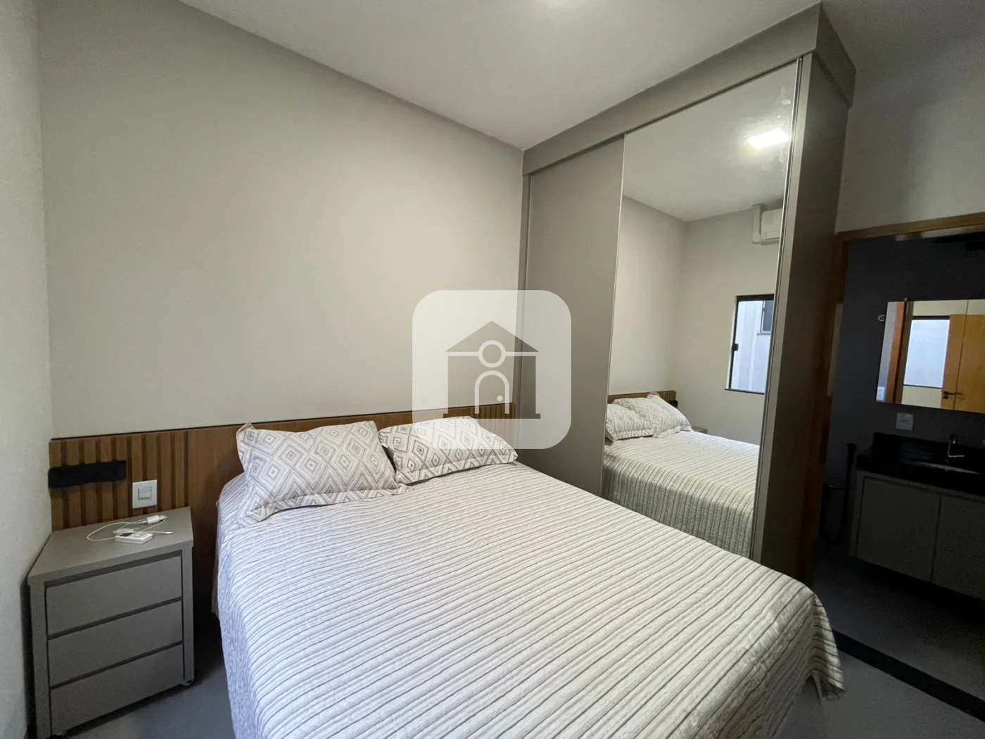 Alugar Casa / Padr&atilde;o em Uberl&acirc;ndia R$ 2.800,00 - Foto 6