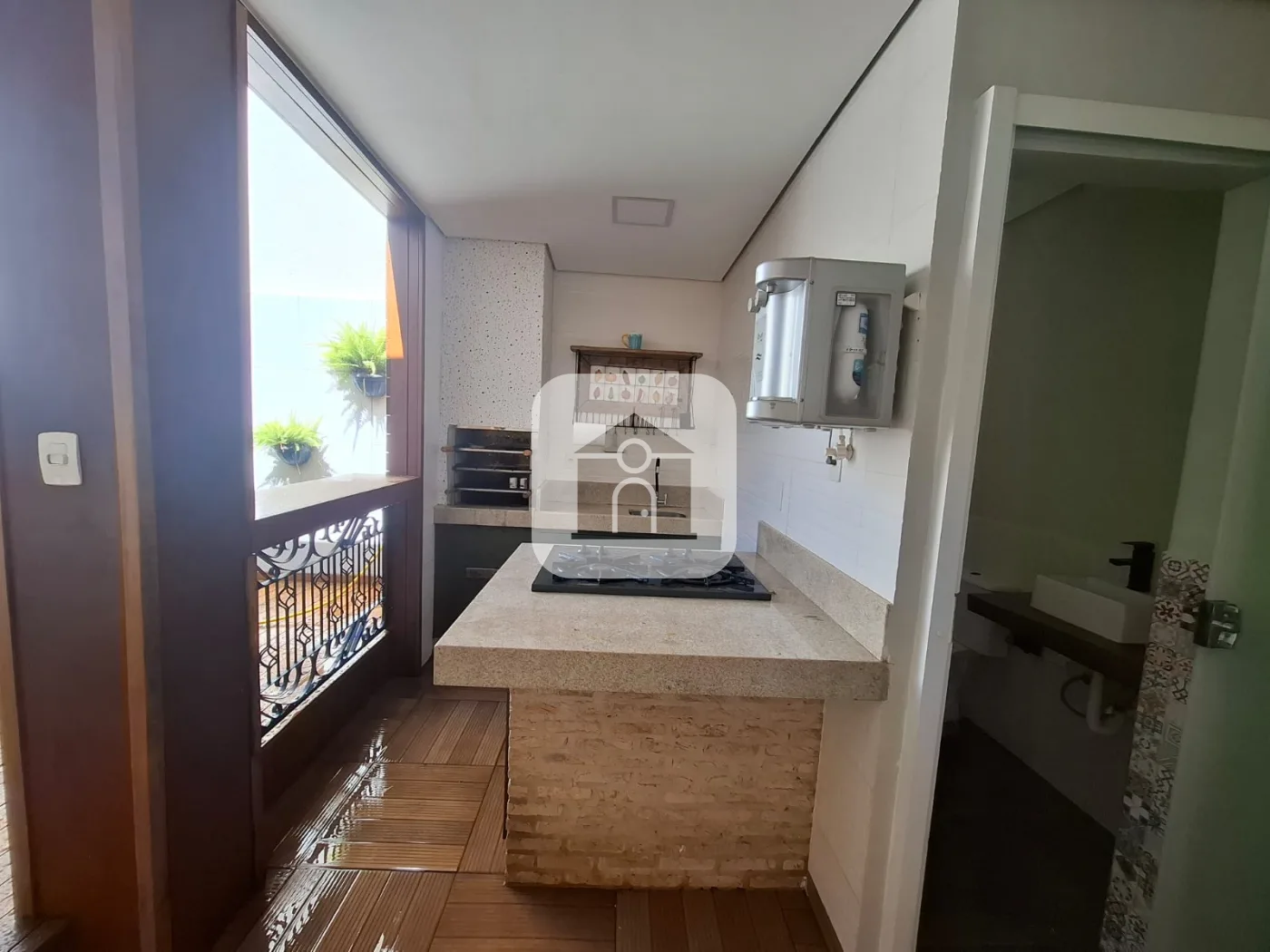 Alugar Casa / Condom&iacute;nio ou Loteamento Fechado em Uberlandia R$ 3.800,00 - Foto 8